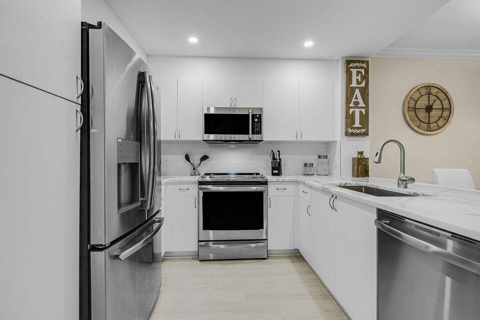 11785 St Andrews Place 104, Wellington, FL 33414, Wellington - Photo 4