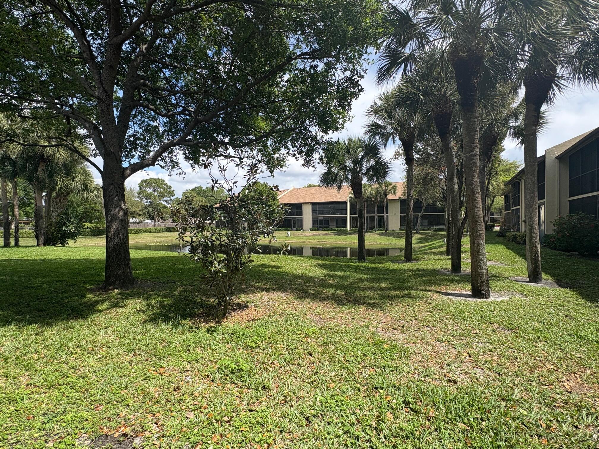 7831 Willow Spring Drive 526, Lake Worth, FL 33467, Lake Worth - Photo 3