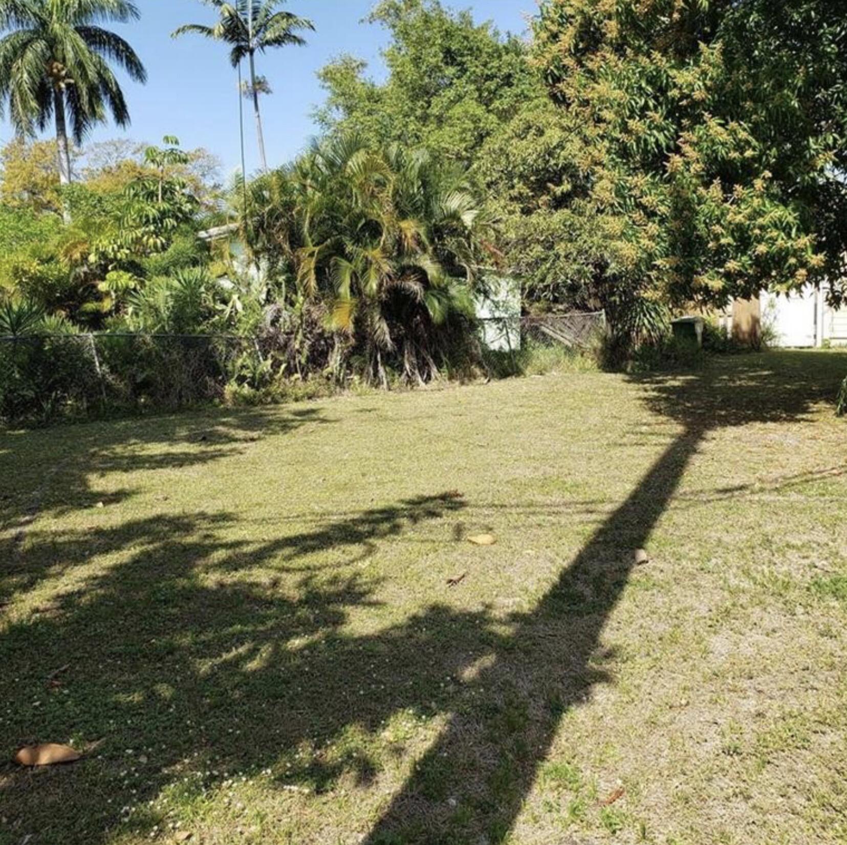 2056 NE 9th Avenue, Wilton Manors, FL 33305, Wilton Manors