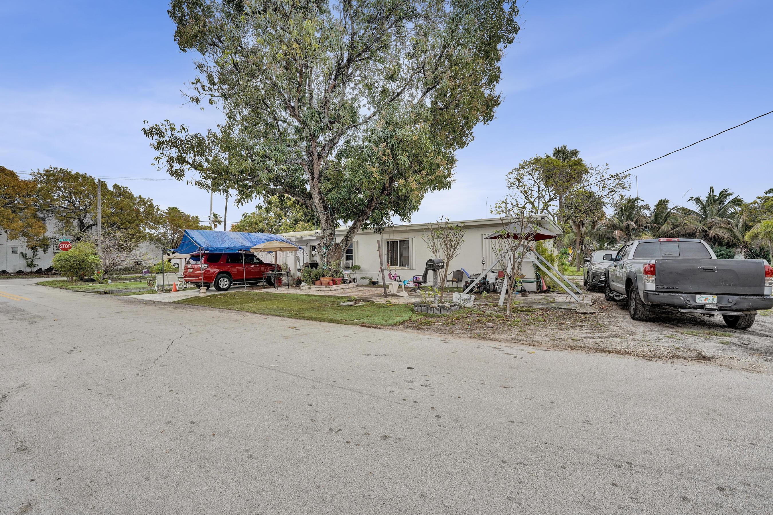 630 NW 15th Avenue, Pompano Beach, FL 33069, Pompano Beach - Photo 4