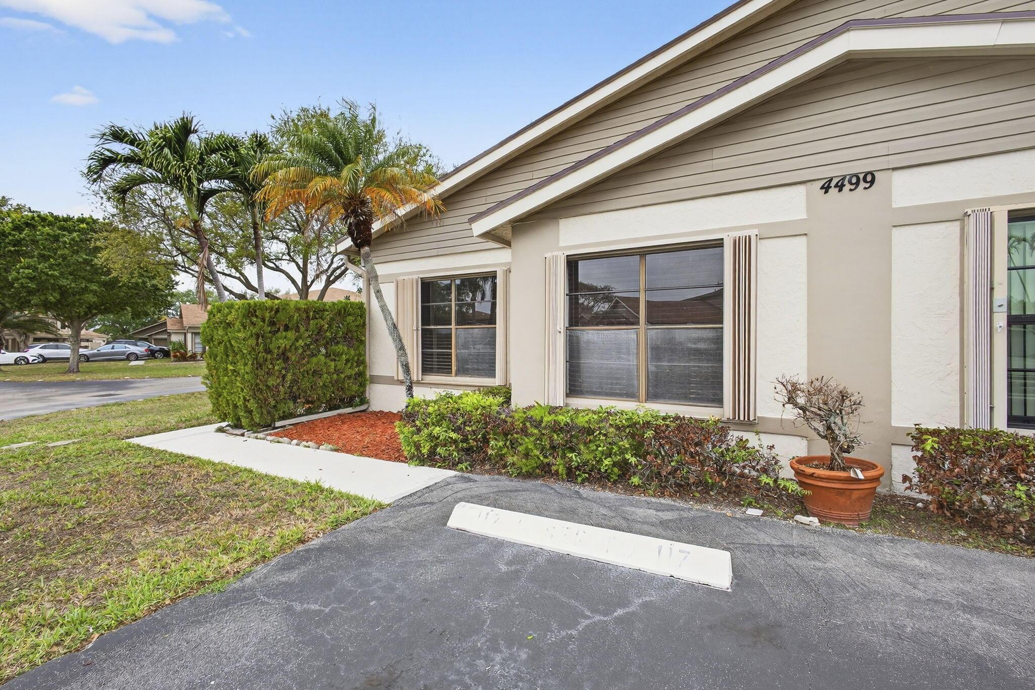 4499 Willow Pond Road C, West Palm Beach, FL 33417, West Palm Beach - Photo 3