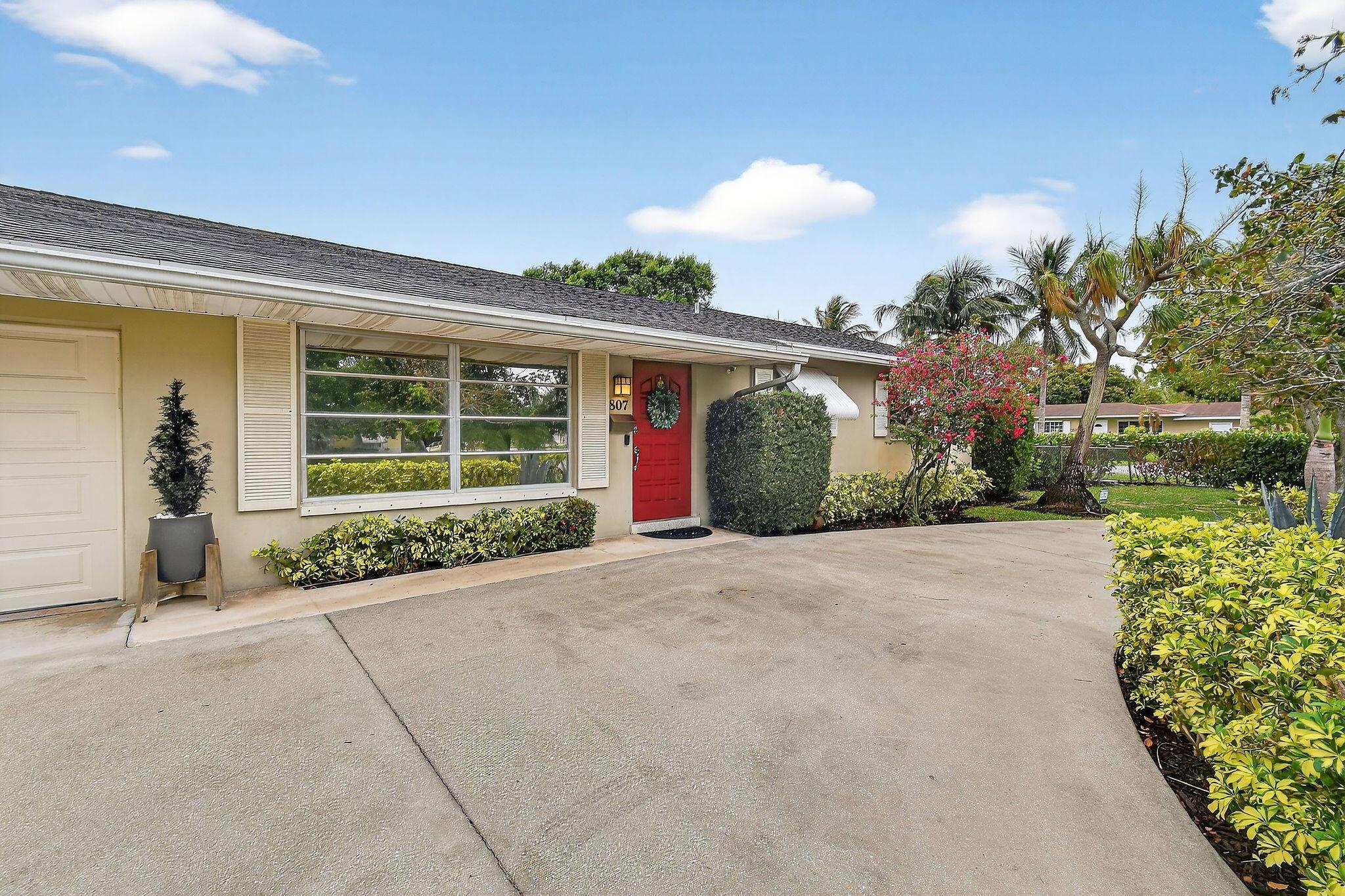 807 5th Street, Lake Park, FL 33403, Lake Park