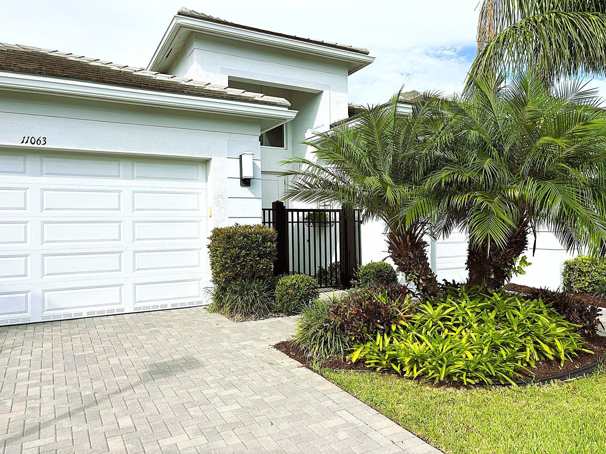 11063 SW Ivory Springs Lane, Port St. Lucie, FL 34987, Port St. Lucie - Photo 2