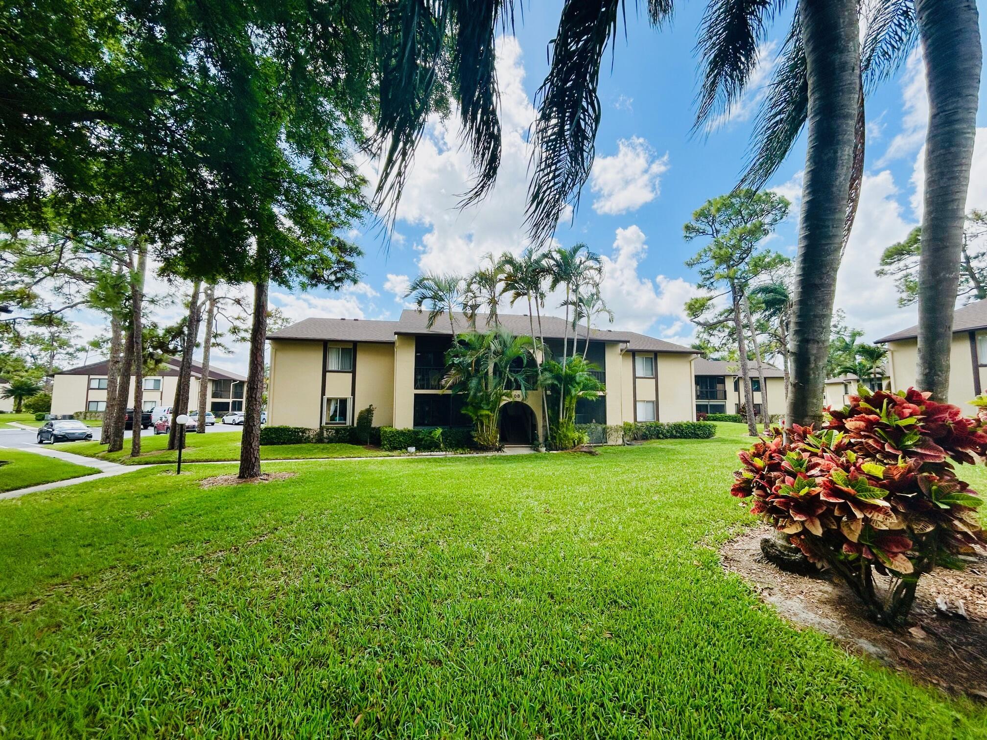 408 Pine Glen Lane C-2, Greenacres, FL 33463, Greenacres