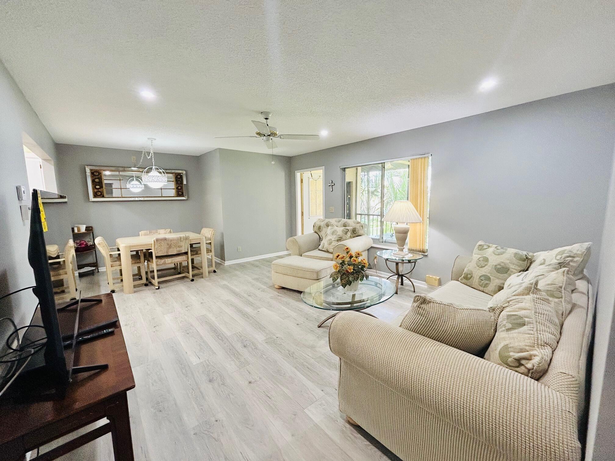 408 Pine Glen Lane C-2, Greenacres, FL 33463, Greenacres - Photo 5