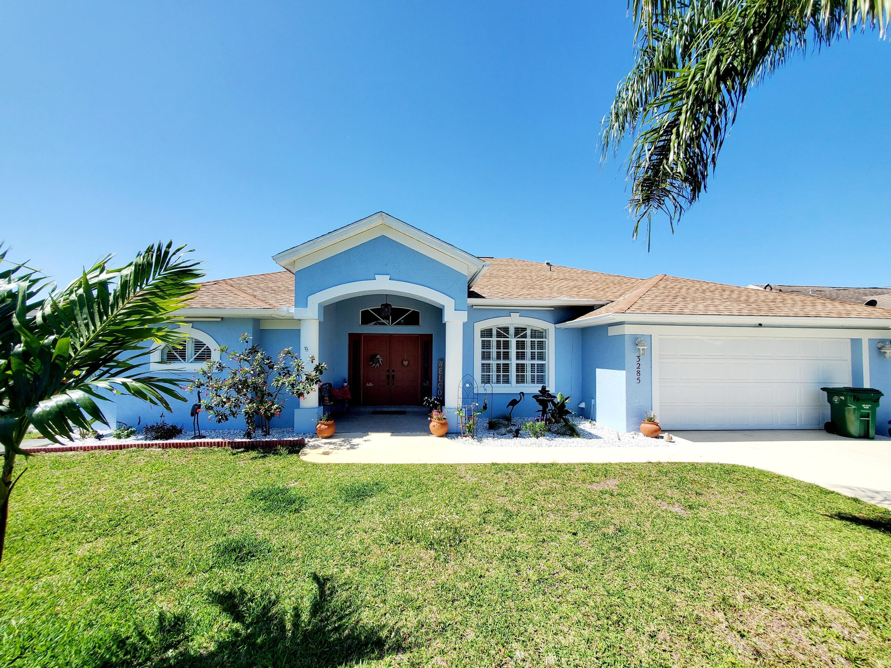 3285 SE Pinto Street, Port St. Lucie, FL 34984, Port St. Lucie
