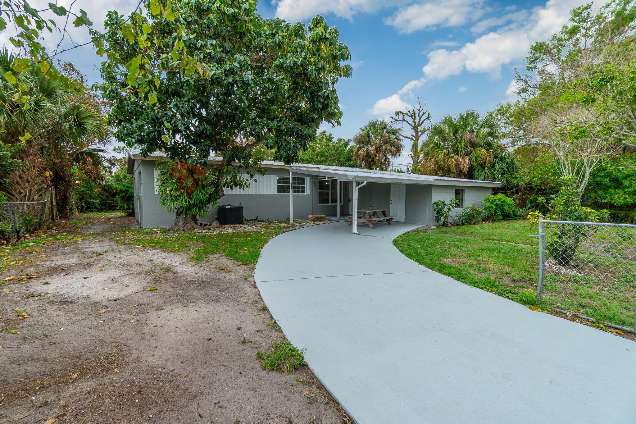 904 SE 16th Street, Stuart, FL 34994, Stuart - Photo 4