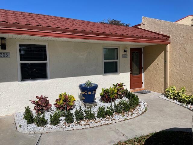 307 Lake Evelyn Drive, West Palm Beach, FL 33411, West Palm Beach
