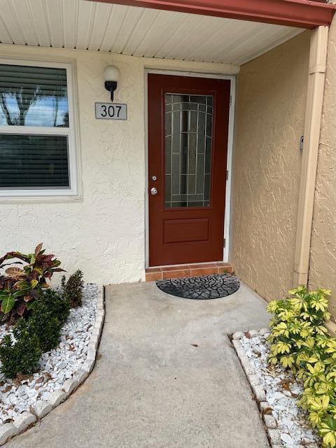 307 Lake Evelyn Drive, West Palm Beach, FL 33411, West Palm Beach - Photo 3