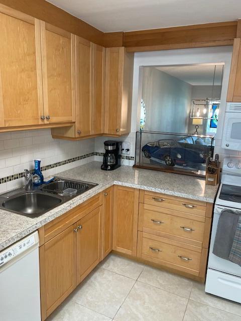 307 Lake Evelyn Drive, West Palm Beach, FL 33411, West Palm Beach - Photo 4