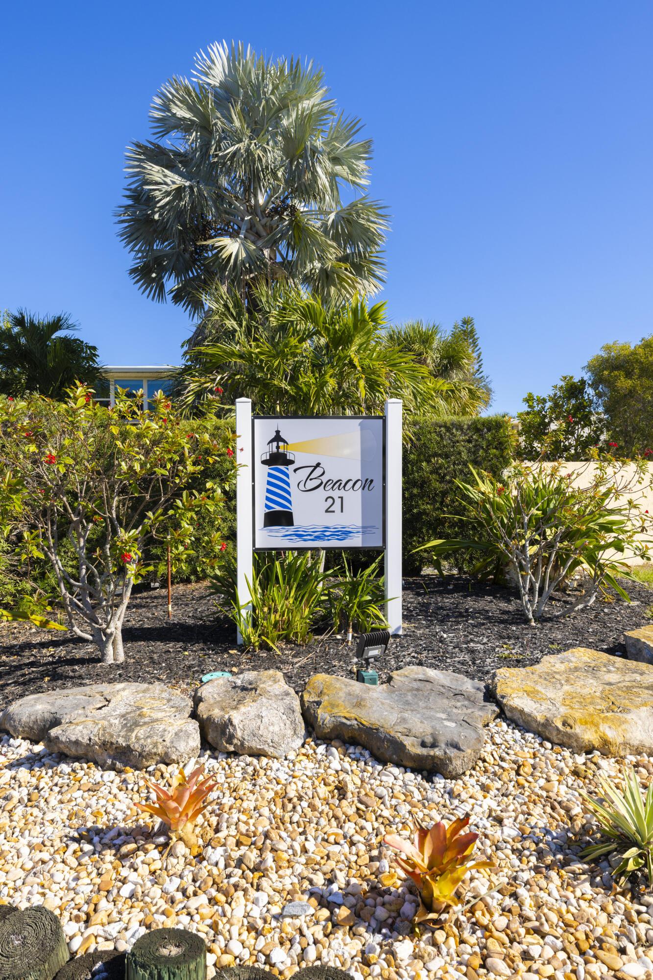 1421 NE 14th Court Q-19, Jensen Beach, FL 34957, Jensen Beach - Photo 2