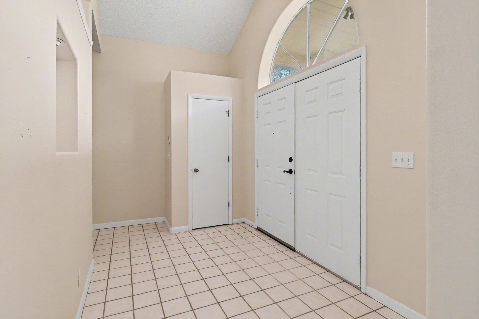 875 Gabriel Avenue NE, Palm Bay, FL 32907, Palm Bay - Photo 3