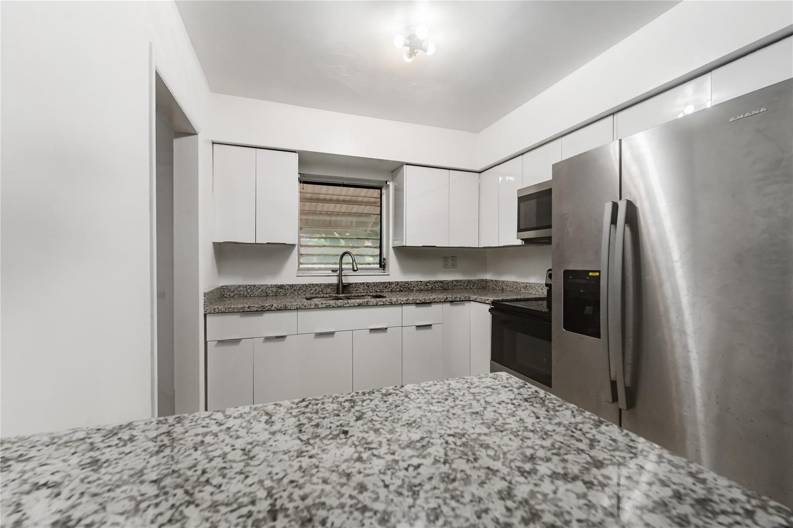 14145 NE 16th Court, North Miami, FL 33181, North Miami - Photo 4