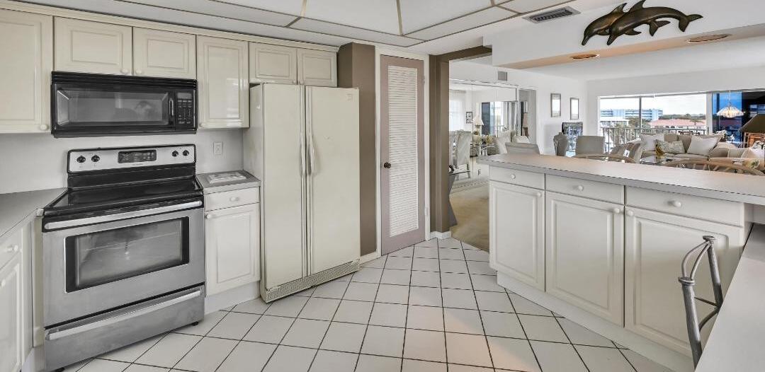 907 Marina Drive 401, North Palm Beach, FL 33408, North Palm Beach - Photo 4