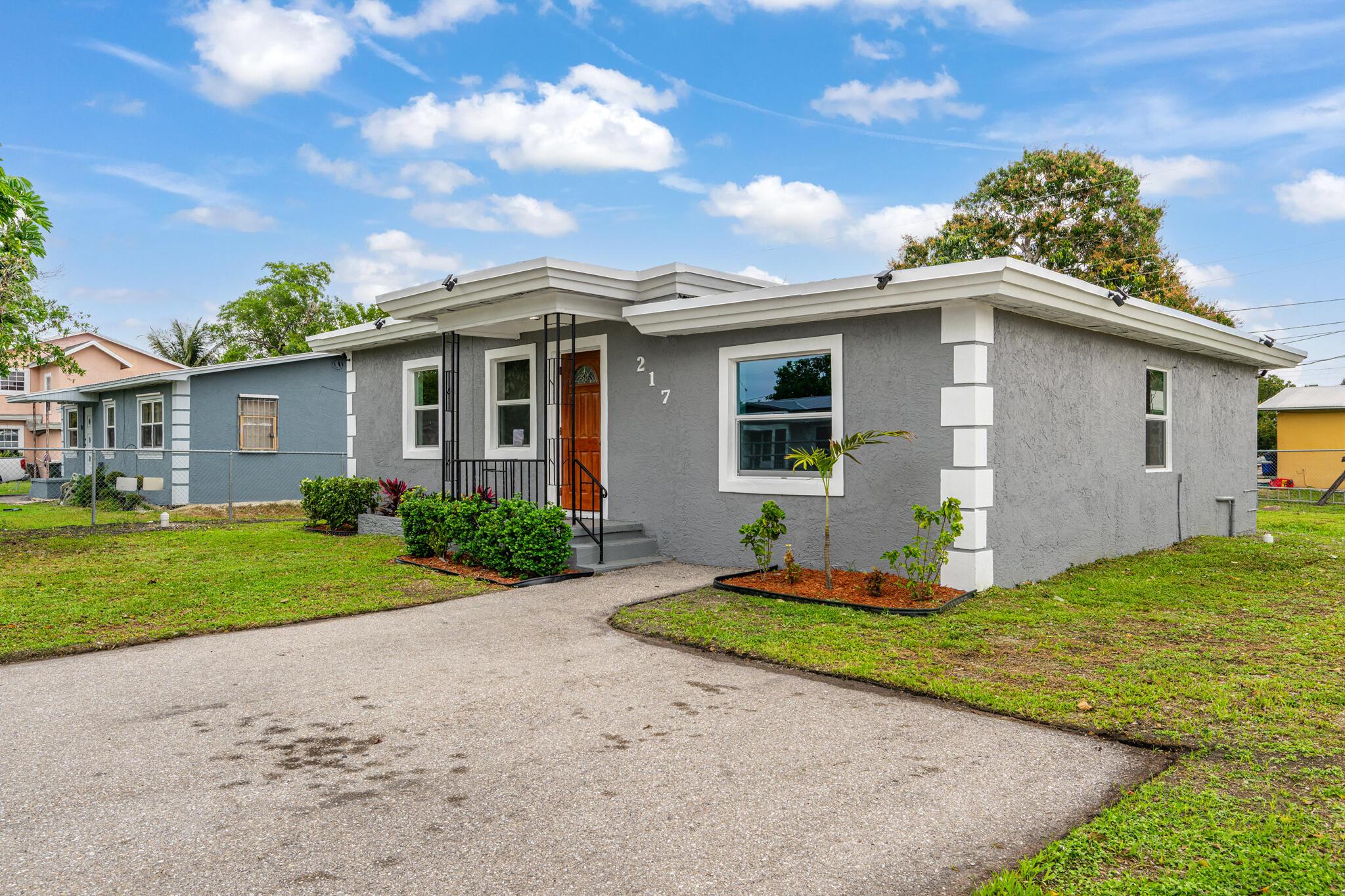 217 NW 14th Street, Belle Glade, FL 33430, Belle Glade