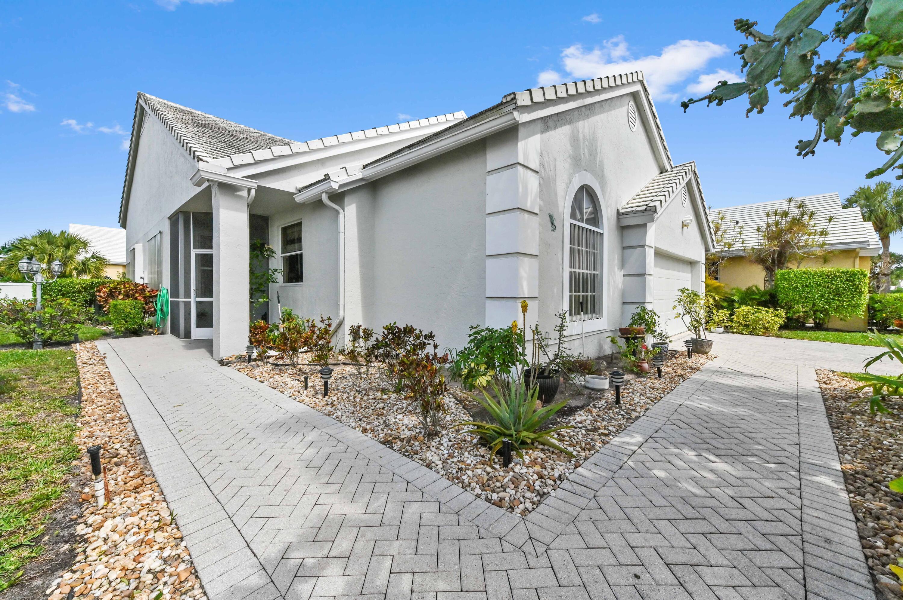 8319 Horseshoe Bay Road, Boynton Beach, FL 33472, Boynton Beach - Photo 2
