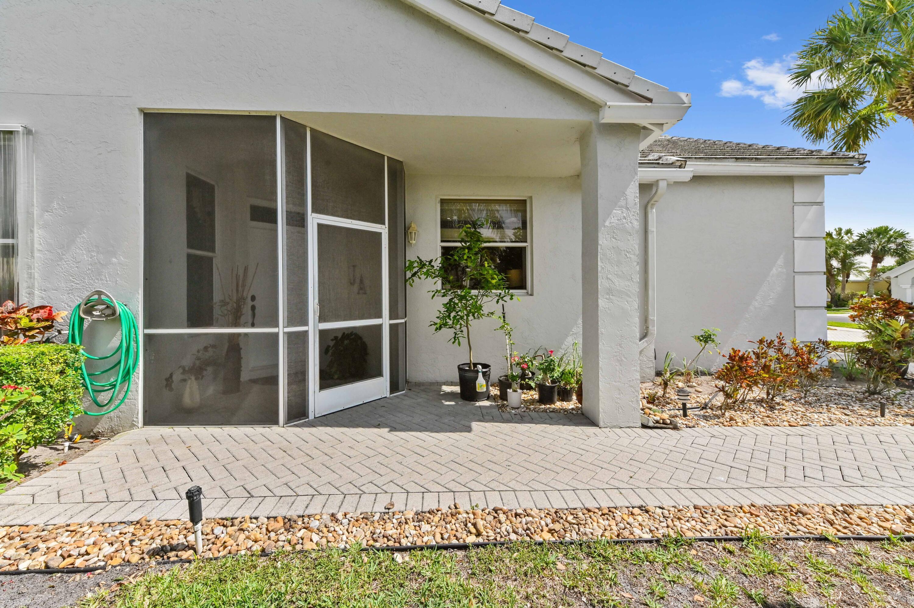 8319 Horseshoe Bay Road, Boynton Beach, FL 33472, Boynton Beach - Photo 3