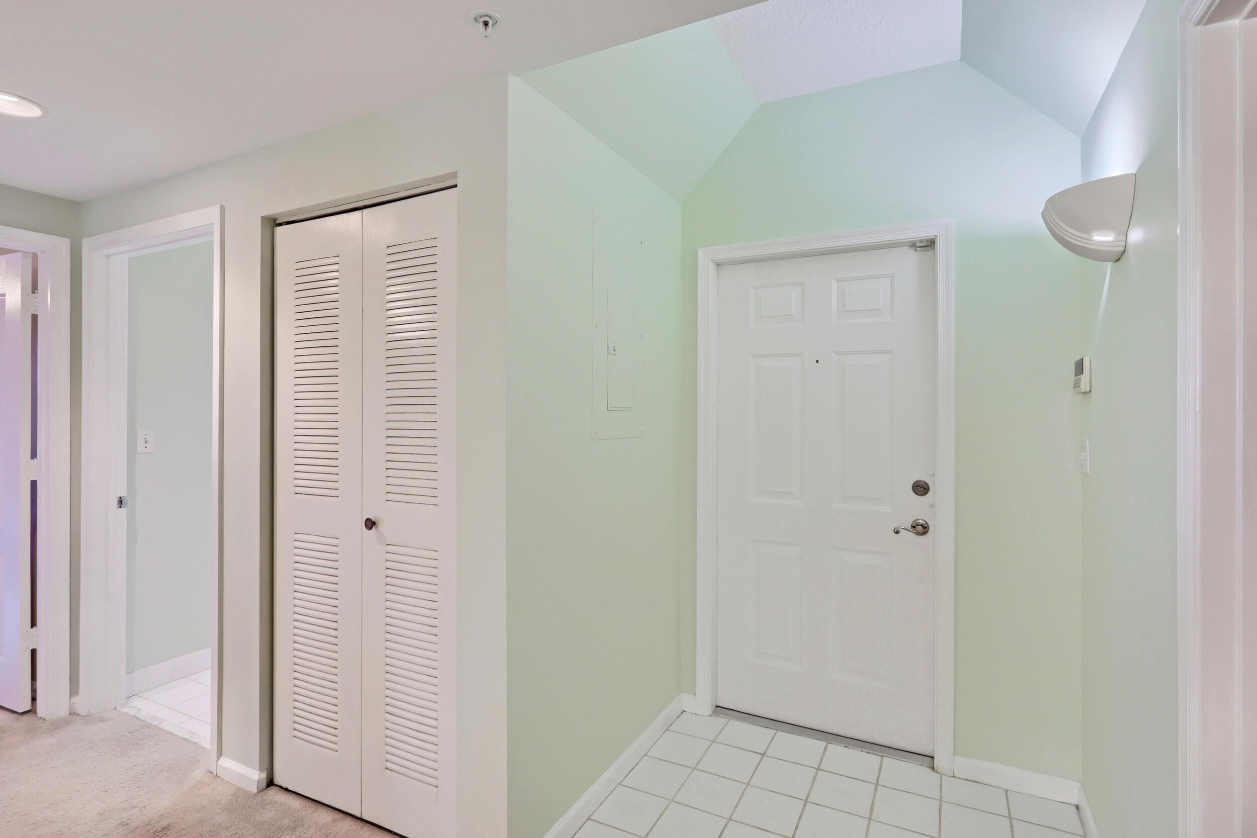 800 Uno Lago Drive 305, Juno Beach, FL 33408, Juno Beach - Photo 5