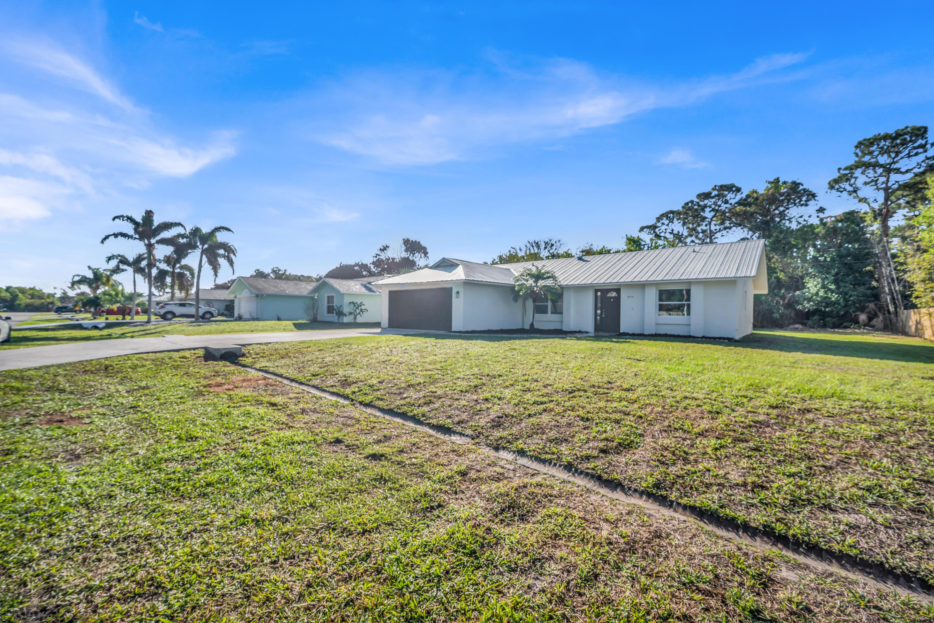 2514 SE Alfonso Avenue, Port St. Lucie, FL 34952, Port St. Lucie - Photo 5