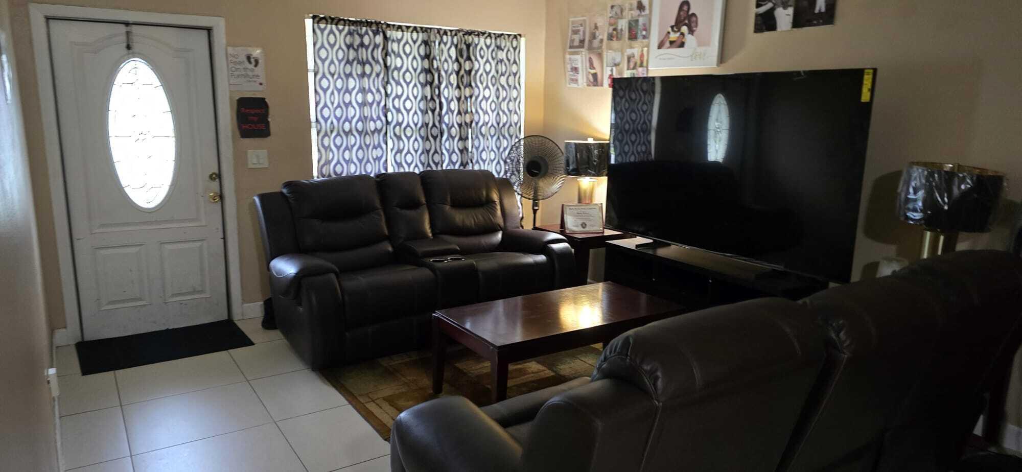 3271 NW 16th Street, Lauderhill, FL 33311, Lauderhill - Photo 3