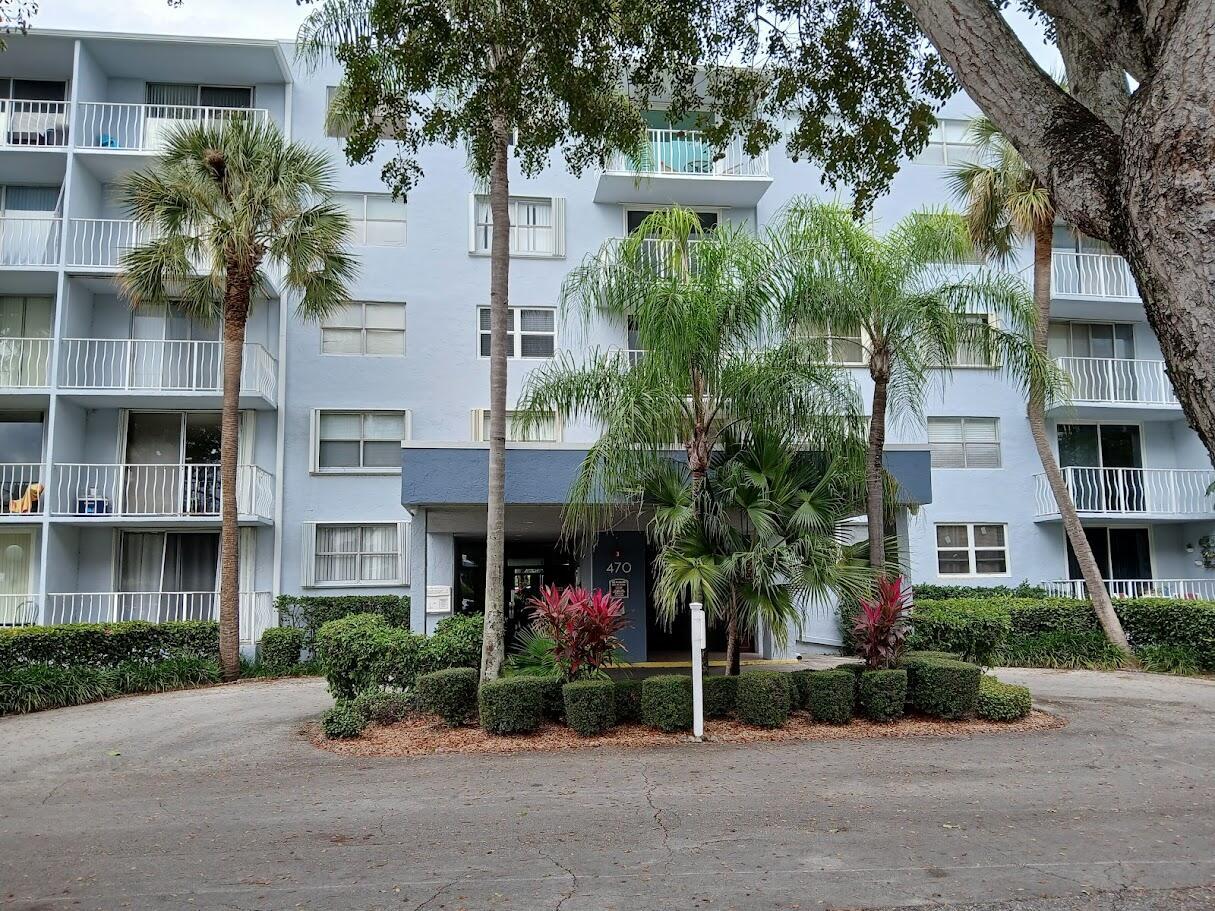 470 Executive Center Drive 4n, West Palm Beach, FL 33401, West Palm Beach - Photo 2