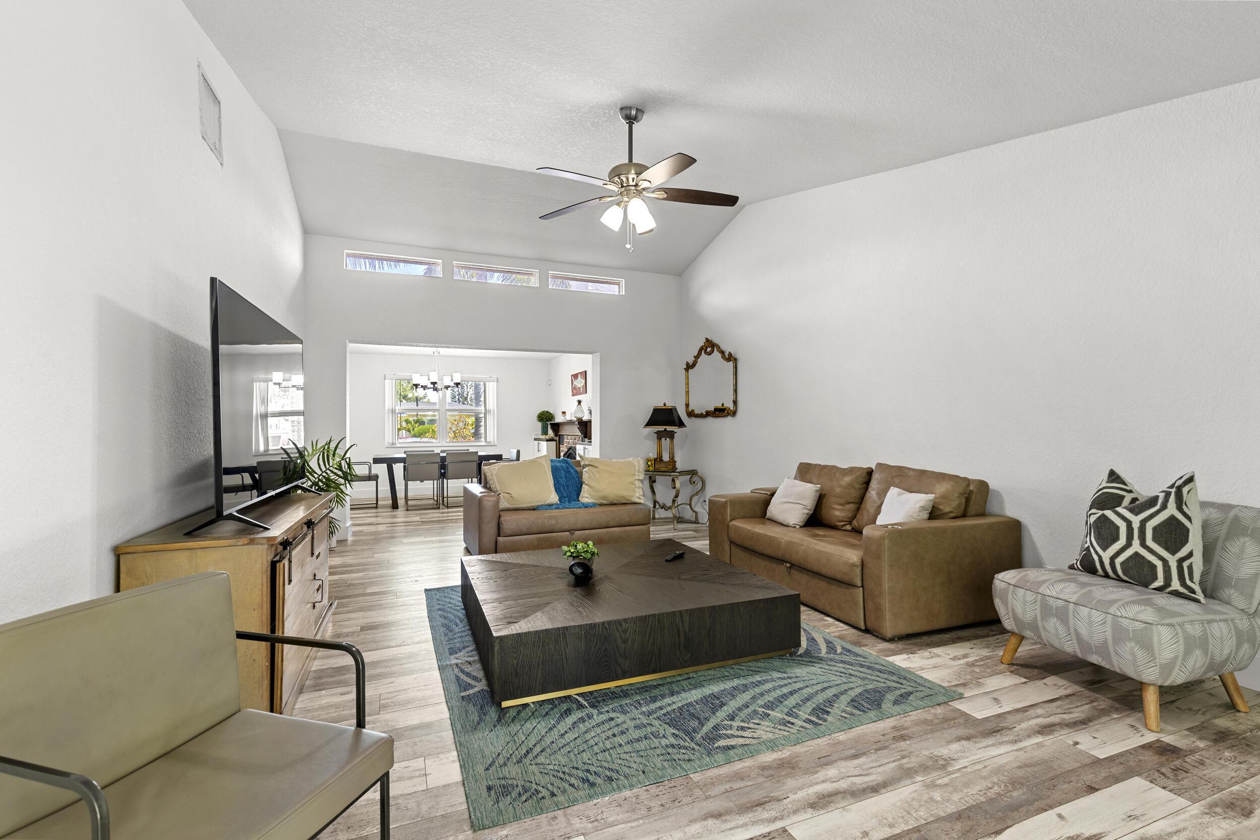 944 Hansen Street, West Palm Beach, FL 33405, West Palm Beach - Photo 4