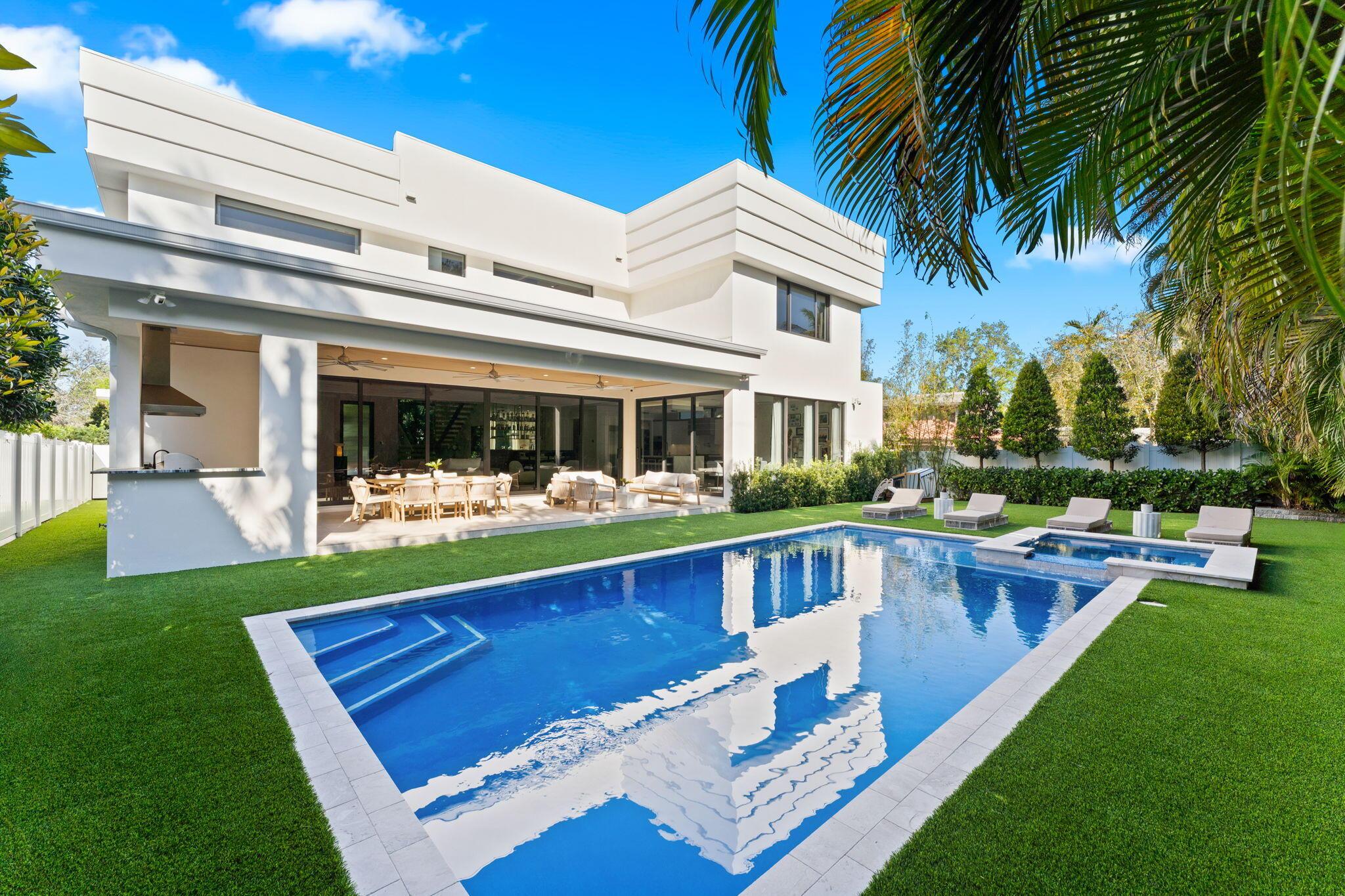 1032 SE 12th Way, Fort Lauderdale, FL 33316, Fort Lauderdale - Photo 2