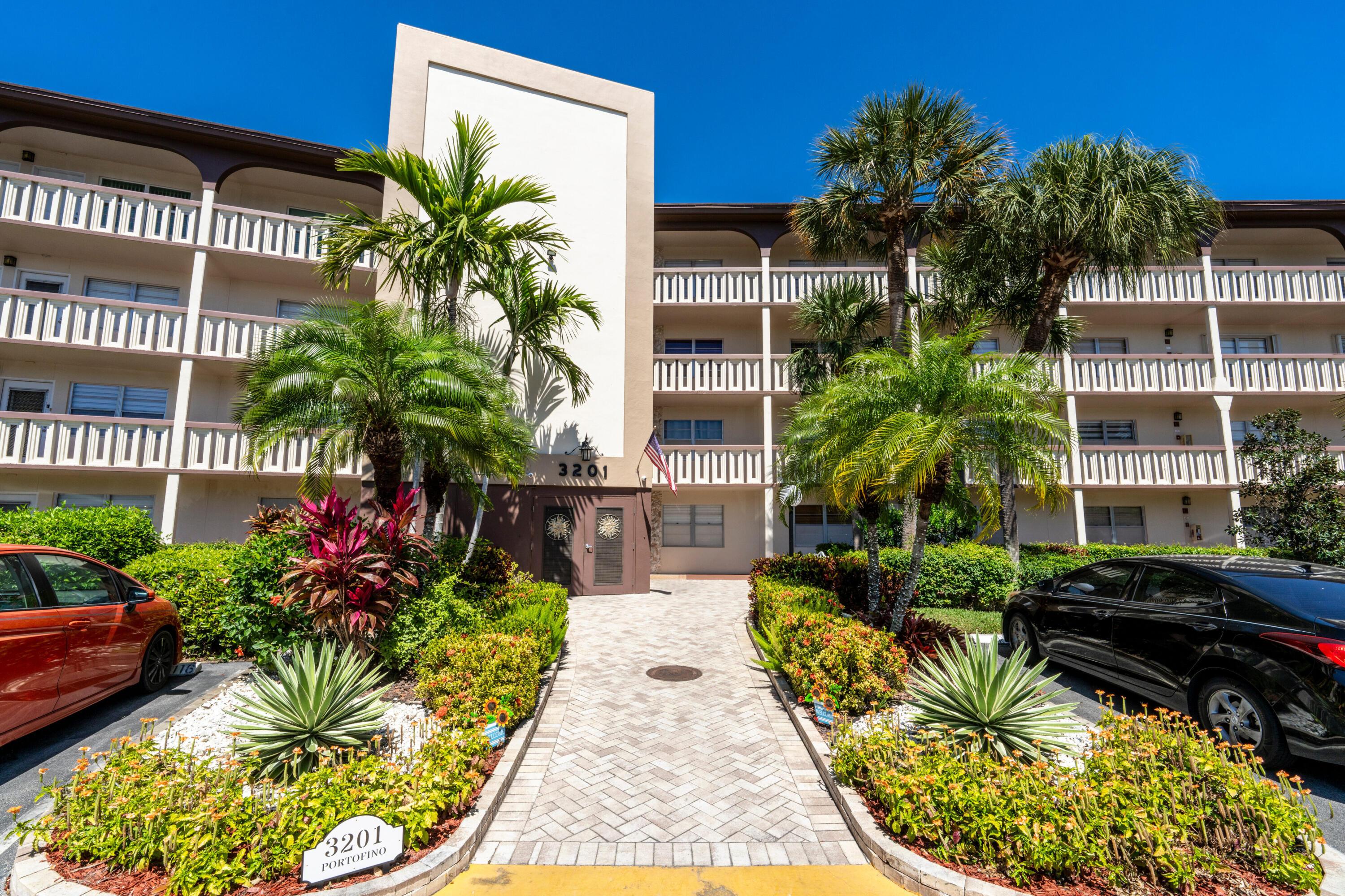 3201 Portofino Point D3, Coconut Creek, FL 33066, Coconut Creek - Photo 2