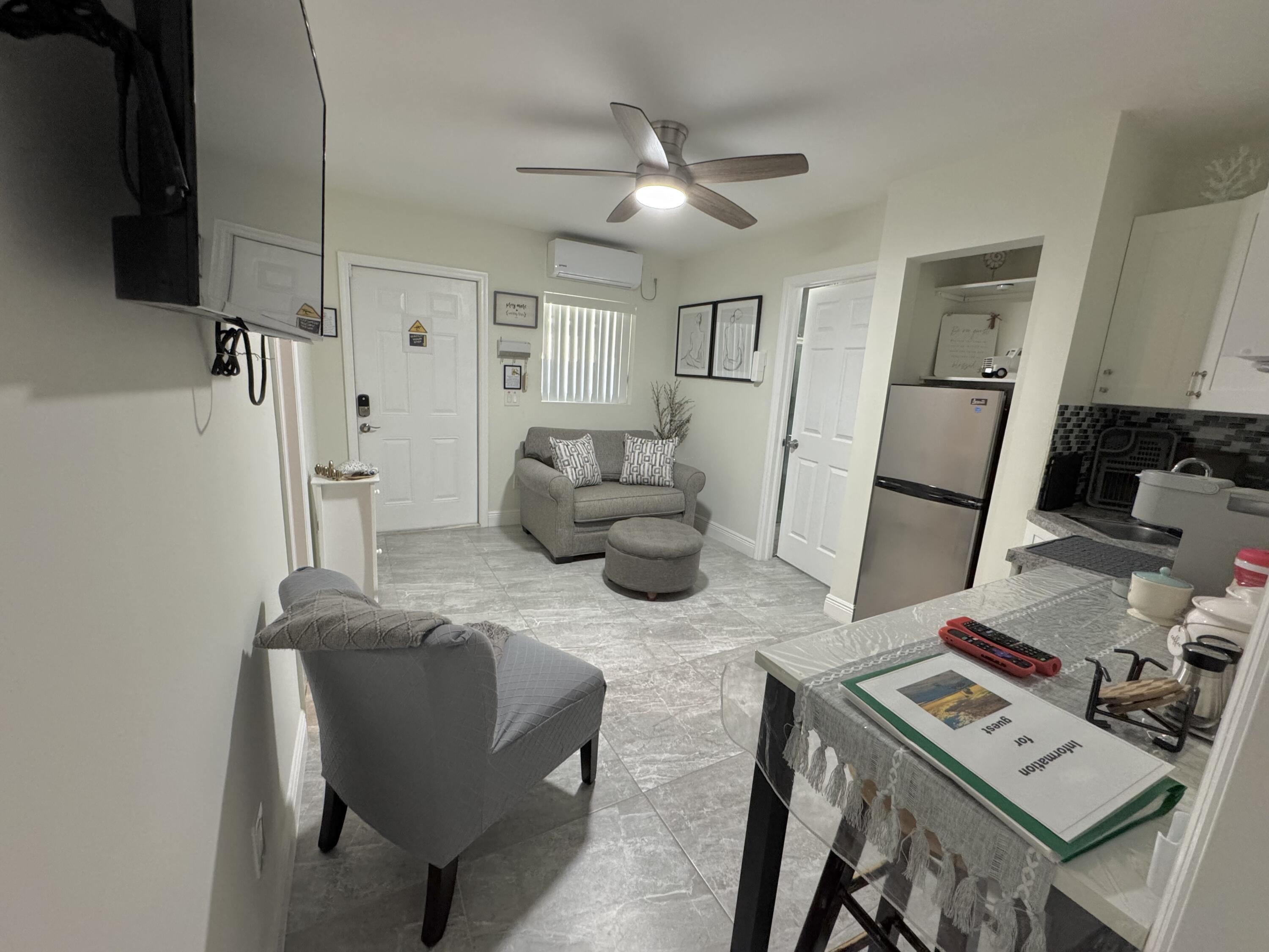 2664 Exuma Road, West Palm Beach, FL 33406, West Palm Beach - Photo 2