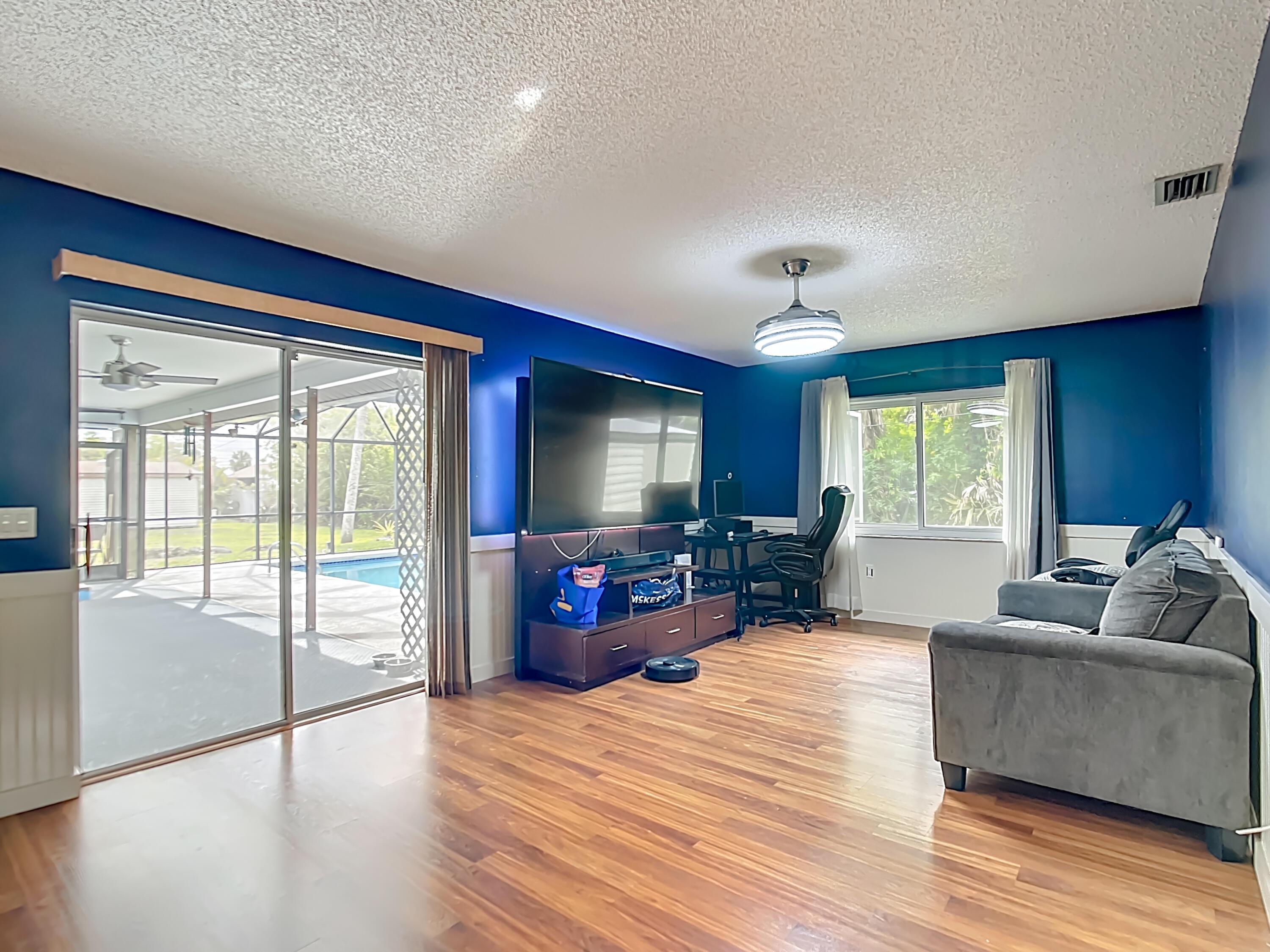 20279 Blaine Avenue, Port Charlotte, FL 33952, Port Charlotte - Photo 5