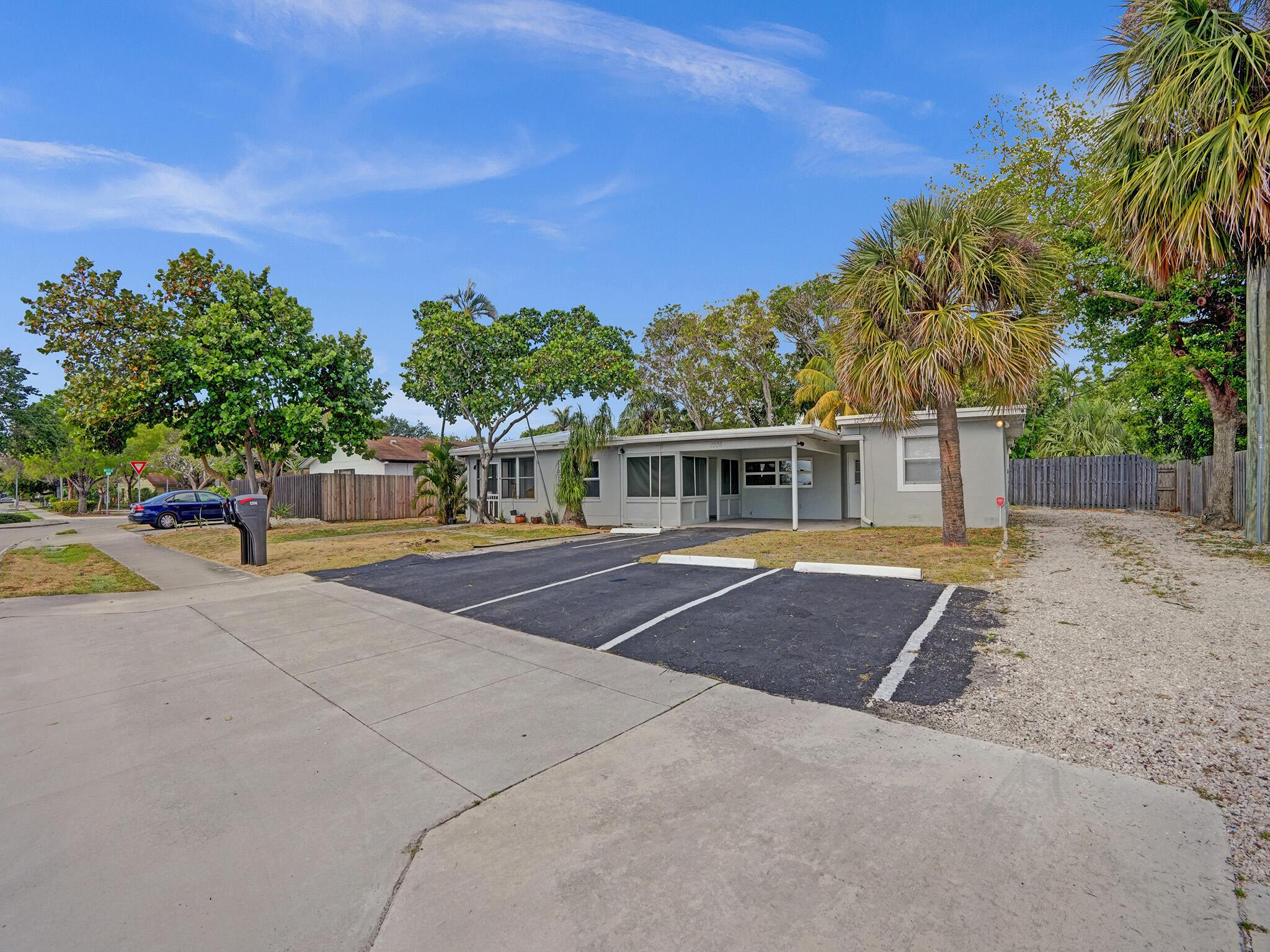 1206 NE 3rd Avenue, Delray Beach, FL 33444, Delray Beach