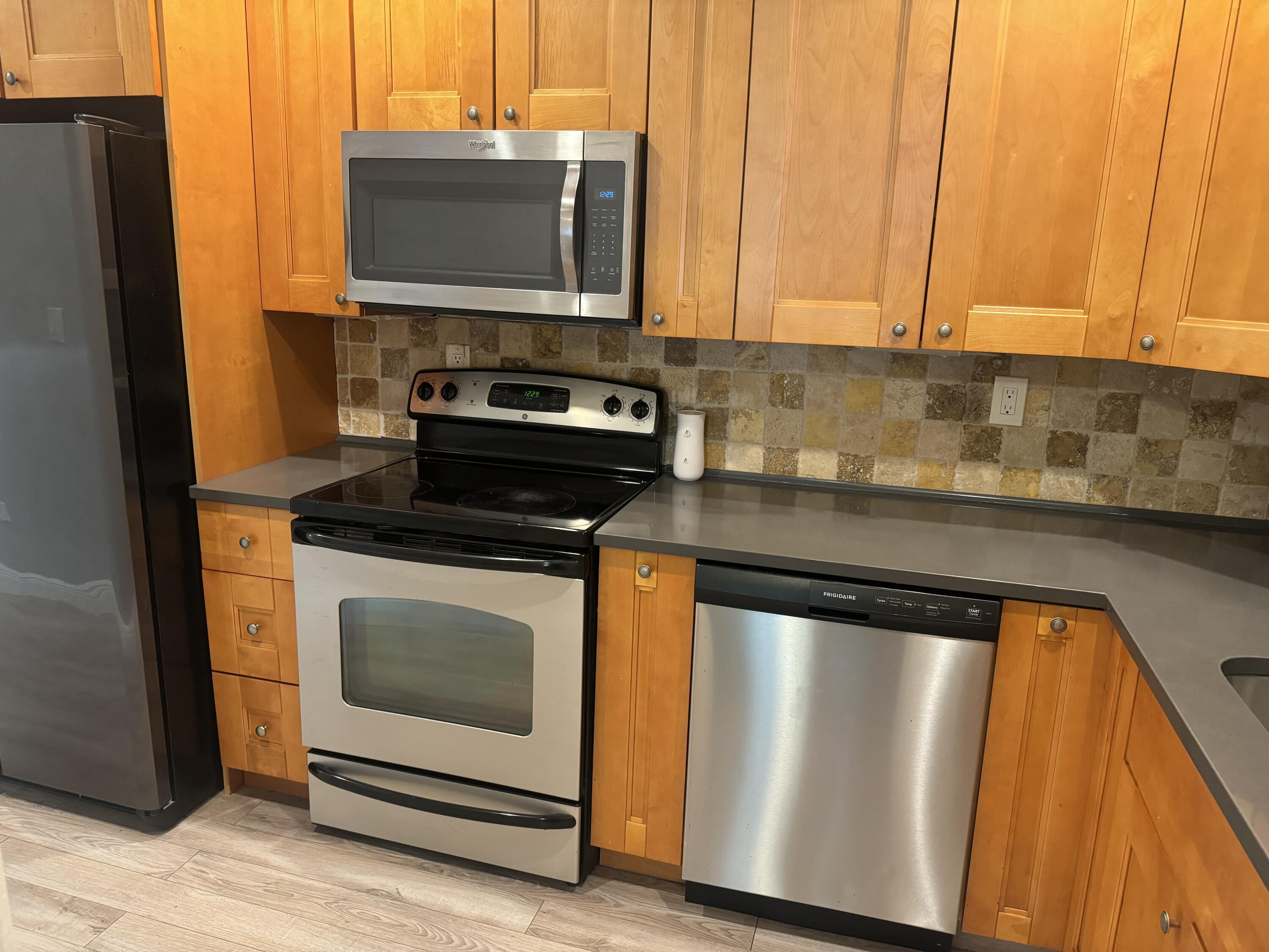 1206 NE 3rd Avenue, Delray Beach, FL 33444, Delray Beach - Photo 5