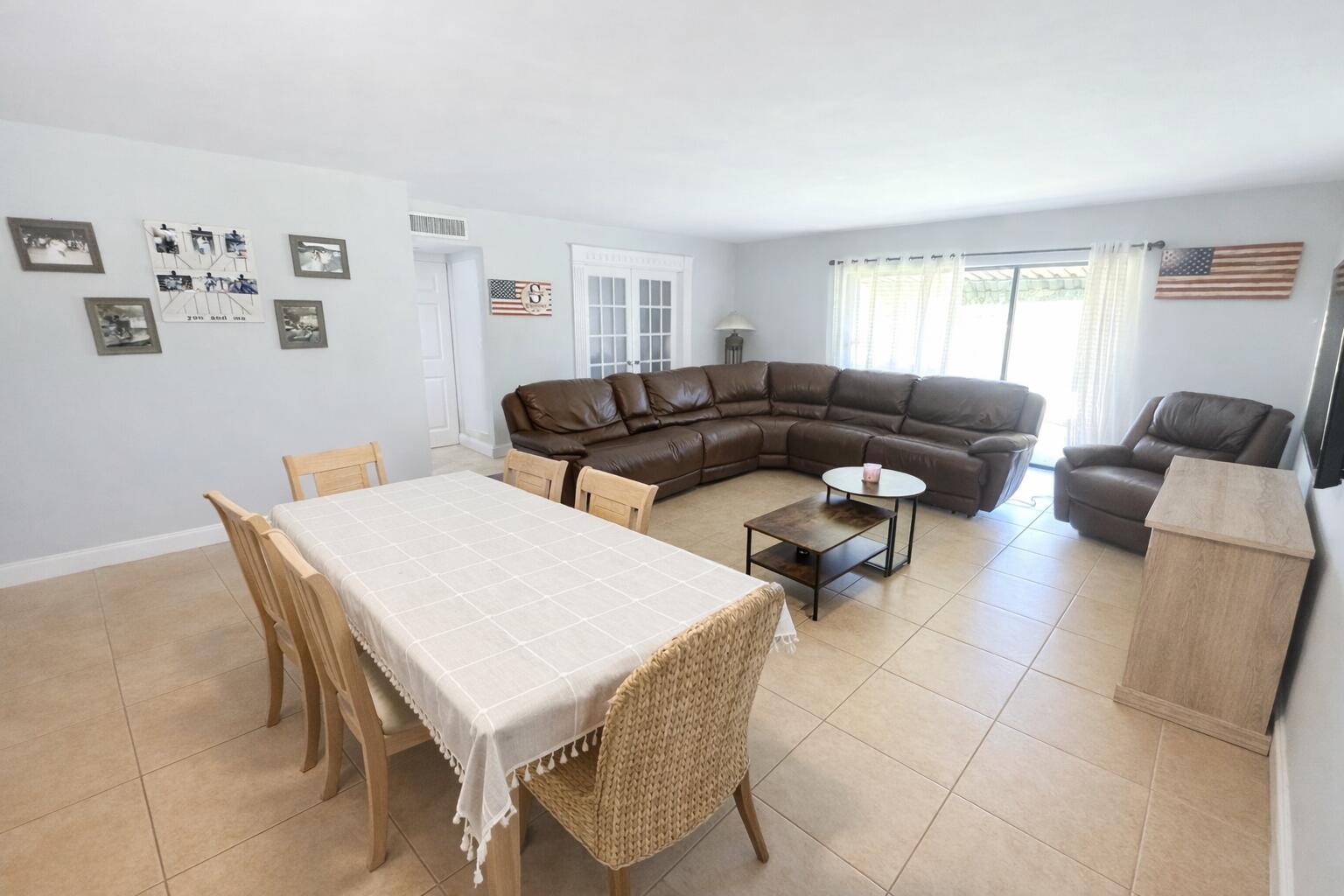 4052 N Pine Island Road 1c, Sunrise, FL 33351, Sunrise - Photo 2