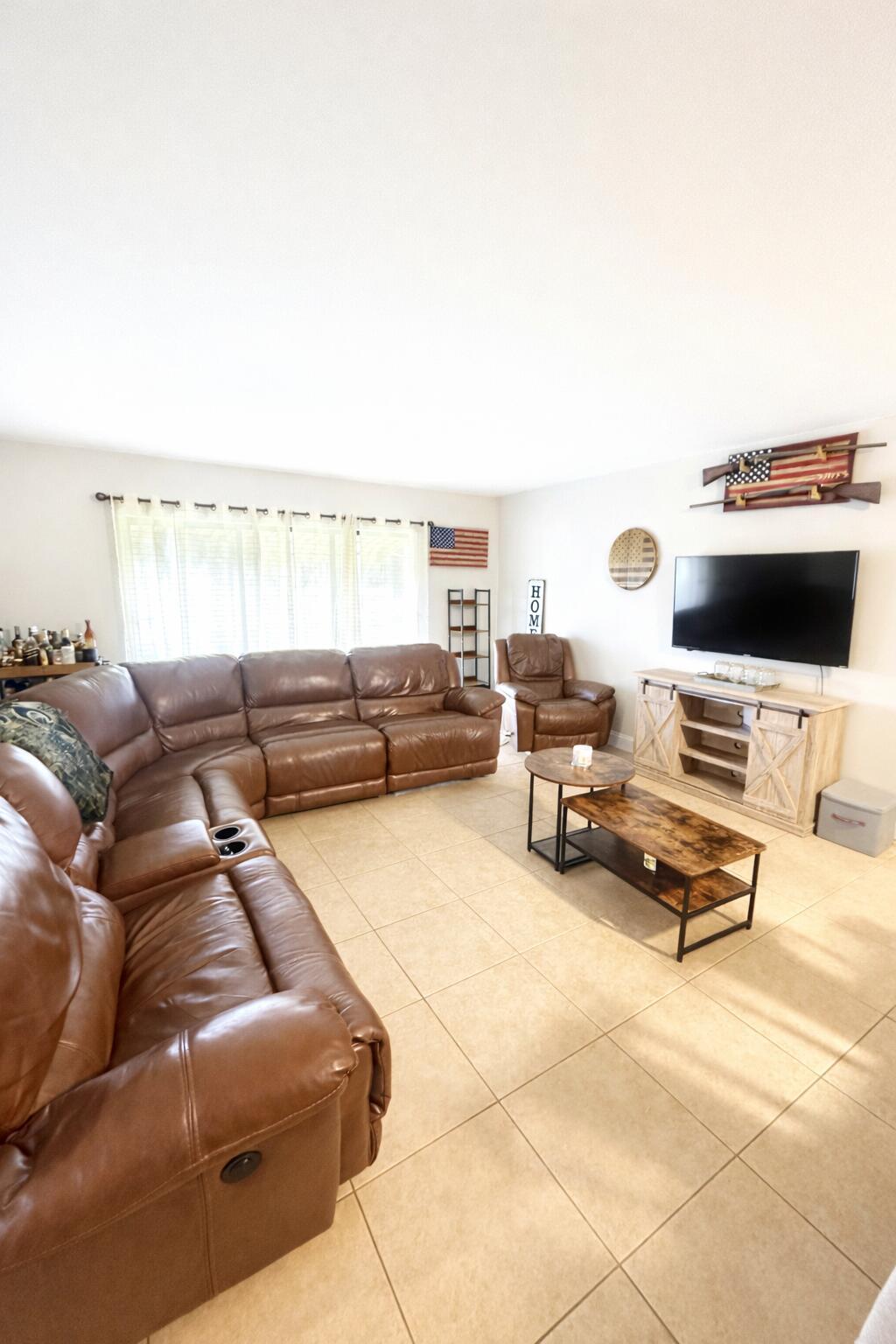 4052 N Pine Island Road 1c, Sunrise, FL 33351, Sunrise - Photo 3