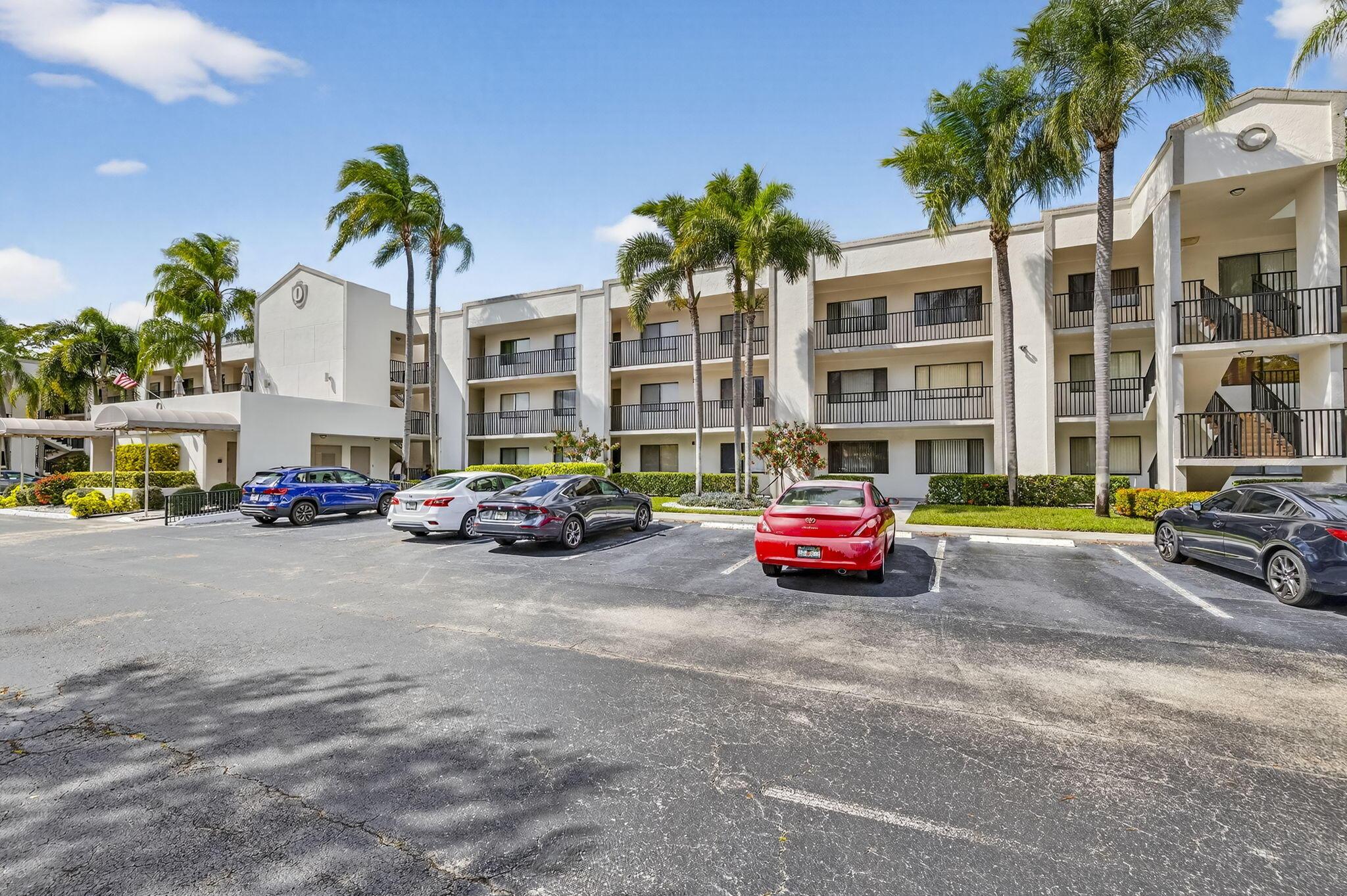 10806 W Clairmont Circle 108, Tamarac, FL 33321, Tamarac