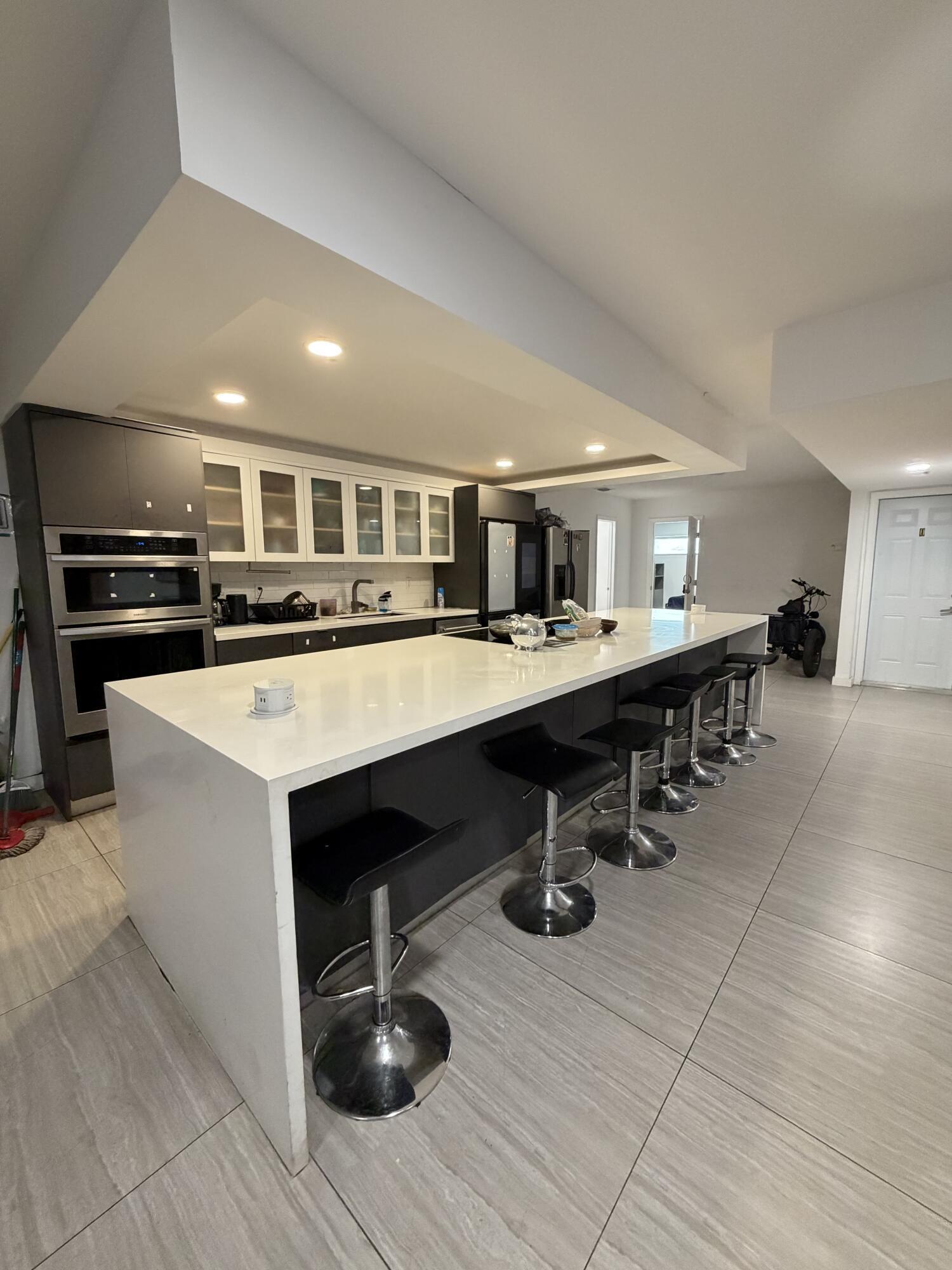 17390 NE 22nd Avenue, North Miami Beach, FL 33160, North Miami Beach - Photo 2