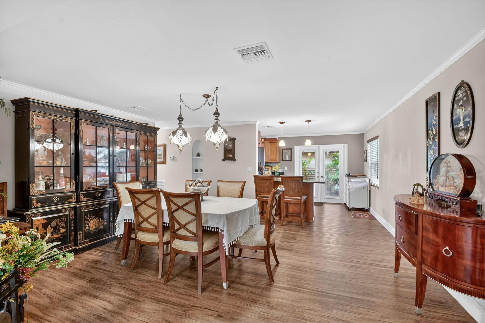 83 Andros Road, Palm Springs, FL 33461, Palm Springs - Photo 2