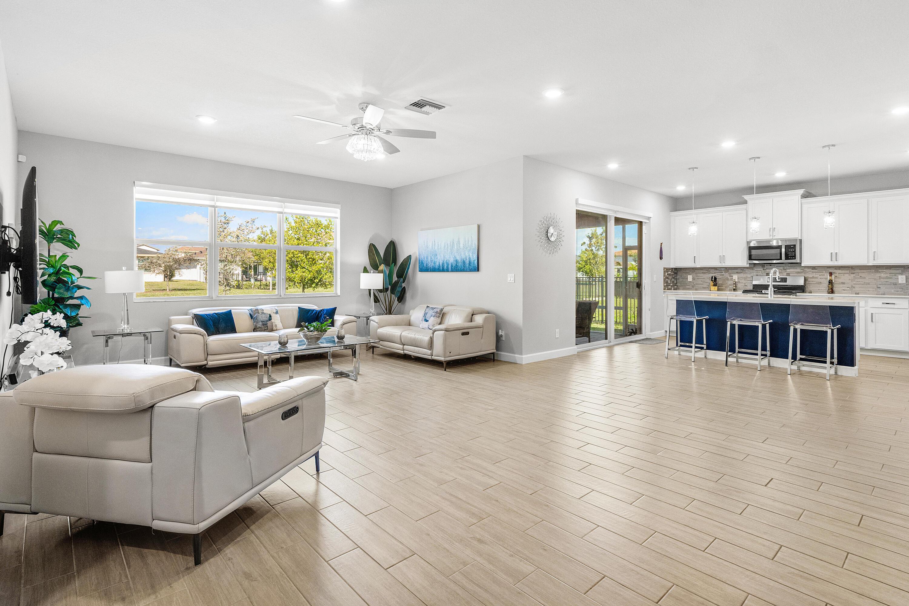 1317 Harvest View Crossing, Loxahatchee, FL 33470, Loxahatchee - Photo 4