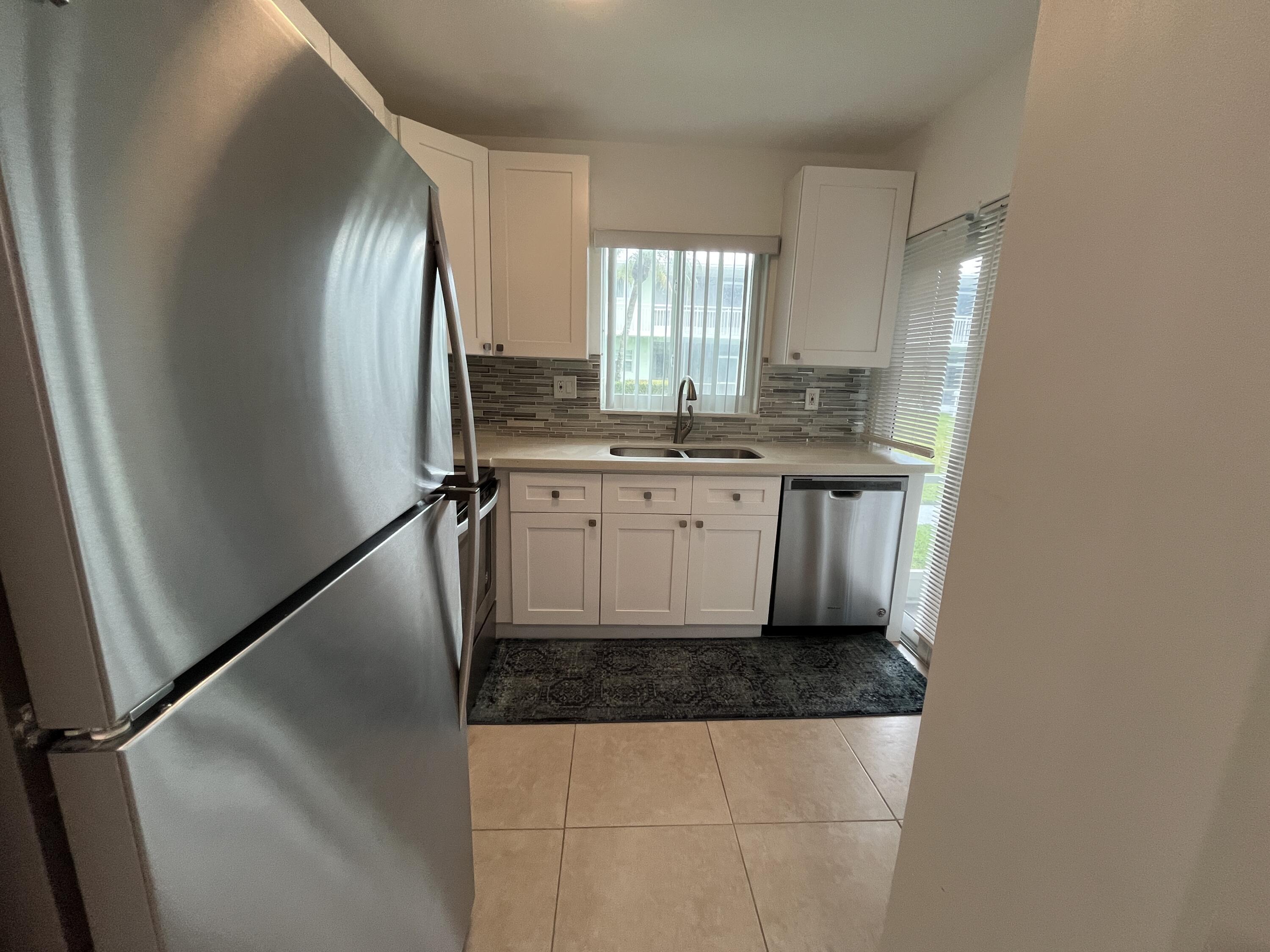 2100 NE 38th Street 128, Lighthouse Point, FL 33064, Lighthouse Point - Photo 2