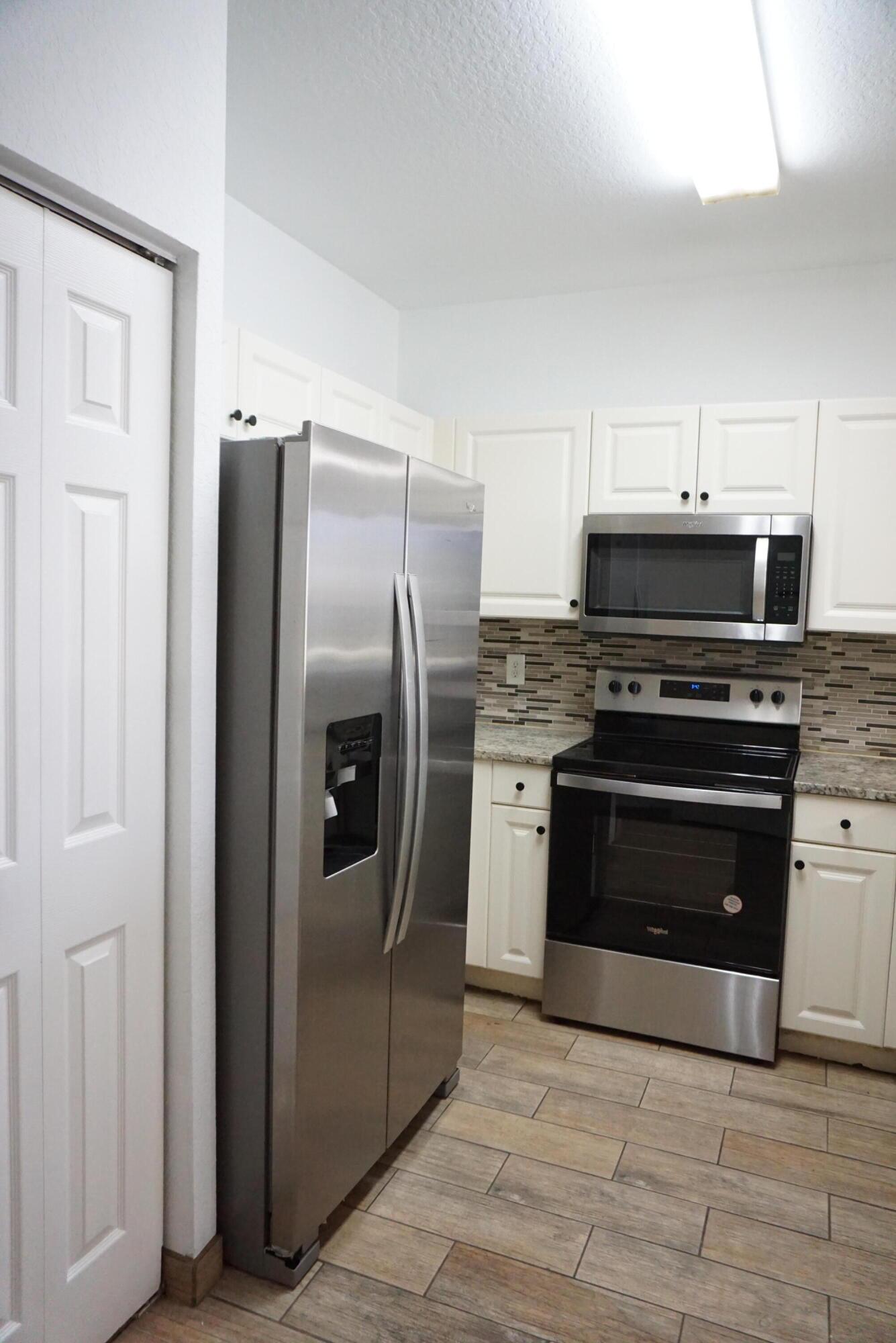 1946 Gardenia Court, Riviera Beach, FL 33404, Riviera Beach - Photo 3