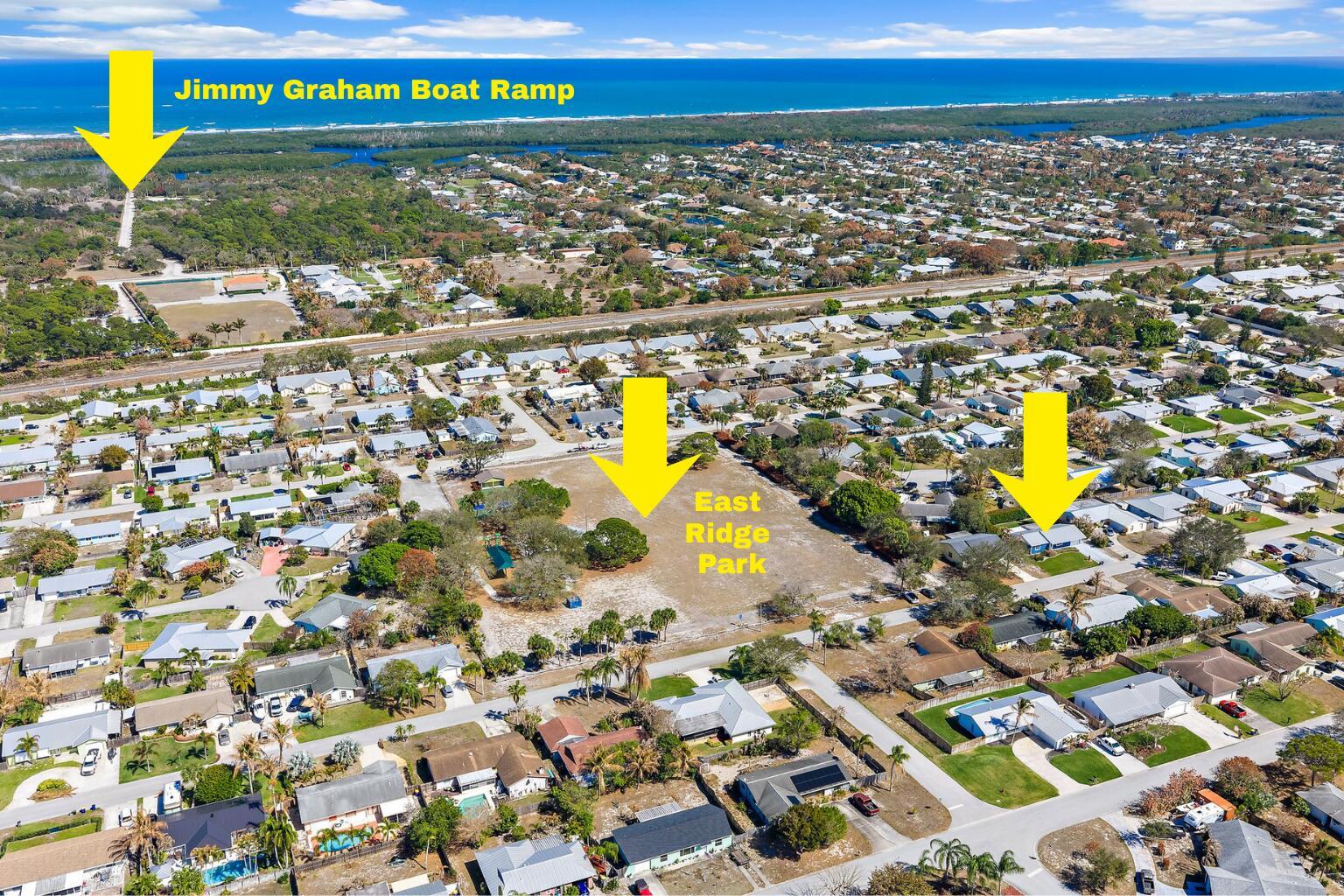 8913 SE Sandridge Avenue, Hobe Sound, FL 33455, Hobe Sound - Photo 5