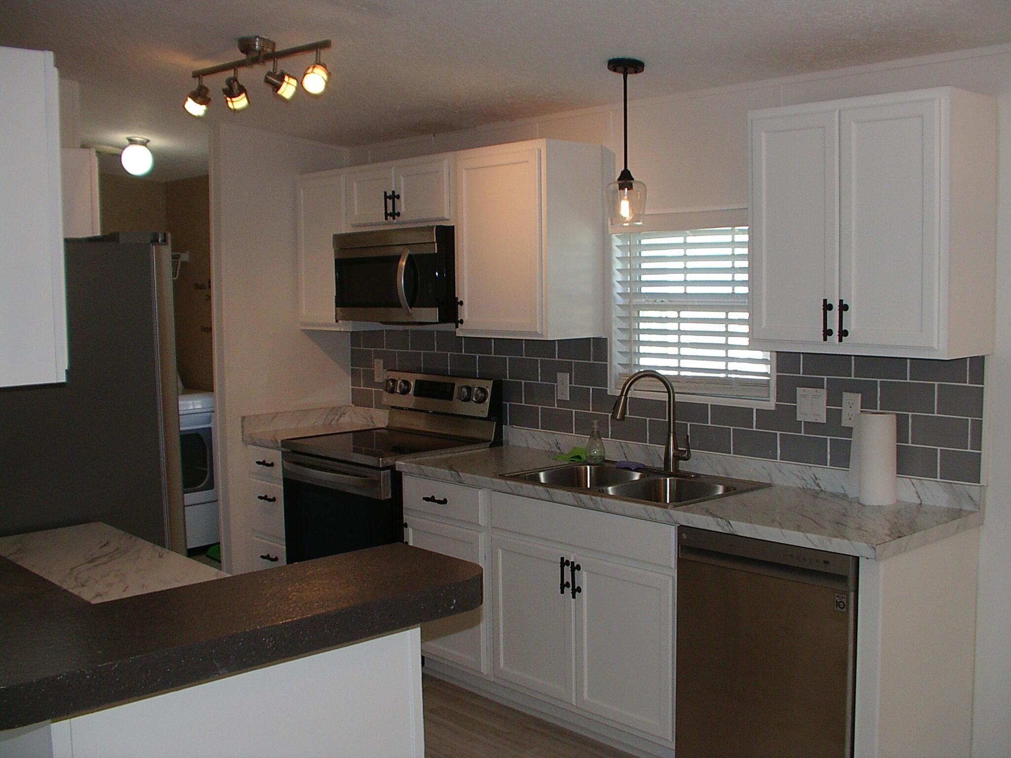 2555 Pga Boulevard 314, Palm Beach Gardens, FL 33410, Palm Beach Gardens - Photo 3