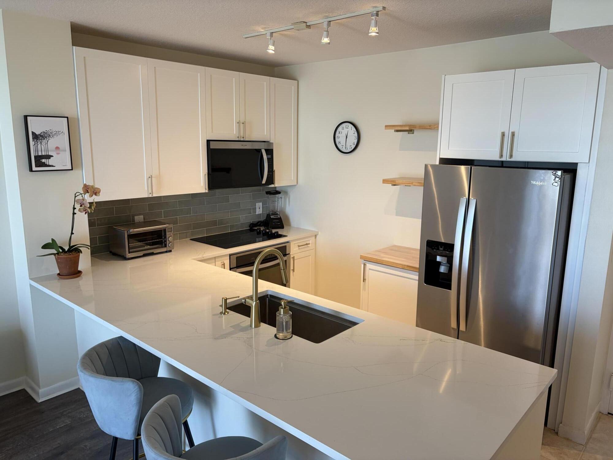 1551 N Flagler Drive 808, West Palm Beach, FL 33401, West Palm Beach - Photo 2