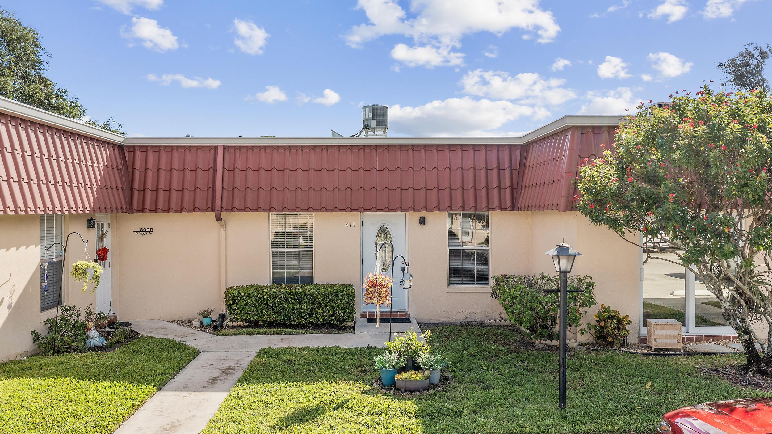 811 Salem Lane, Greenacres, FL 33467, Greenacres - Photo 2