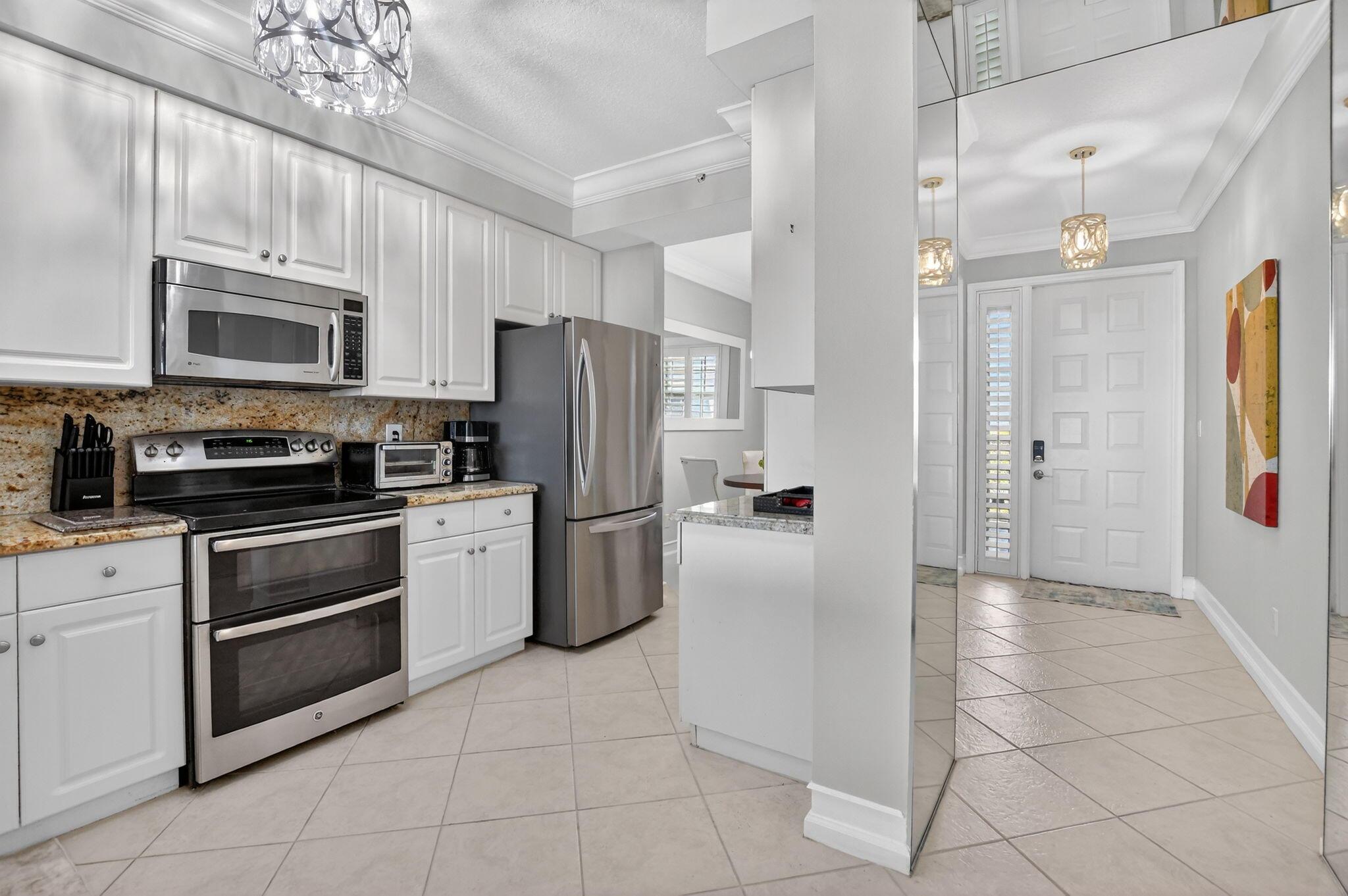 22703 Camino Del Mar 64, Boca Raton, FL 33433, Boca Raton - Photo 3