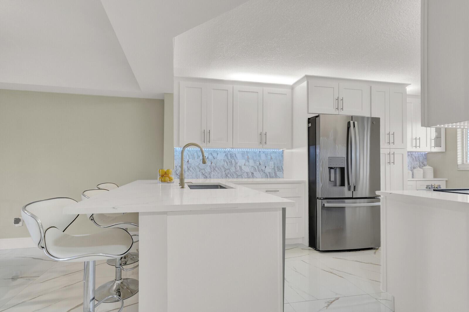 23277 Barwood Lane N 107, Boca Raton, FL 33428, Boca Raton - Photo 4