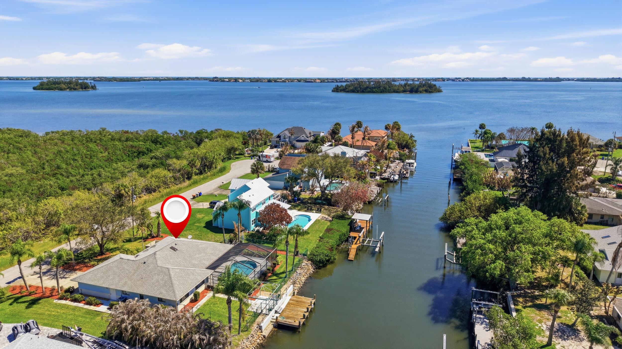 433 SE 12th St Street SE, Vero Beach, FL 32962, Vero Beach