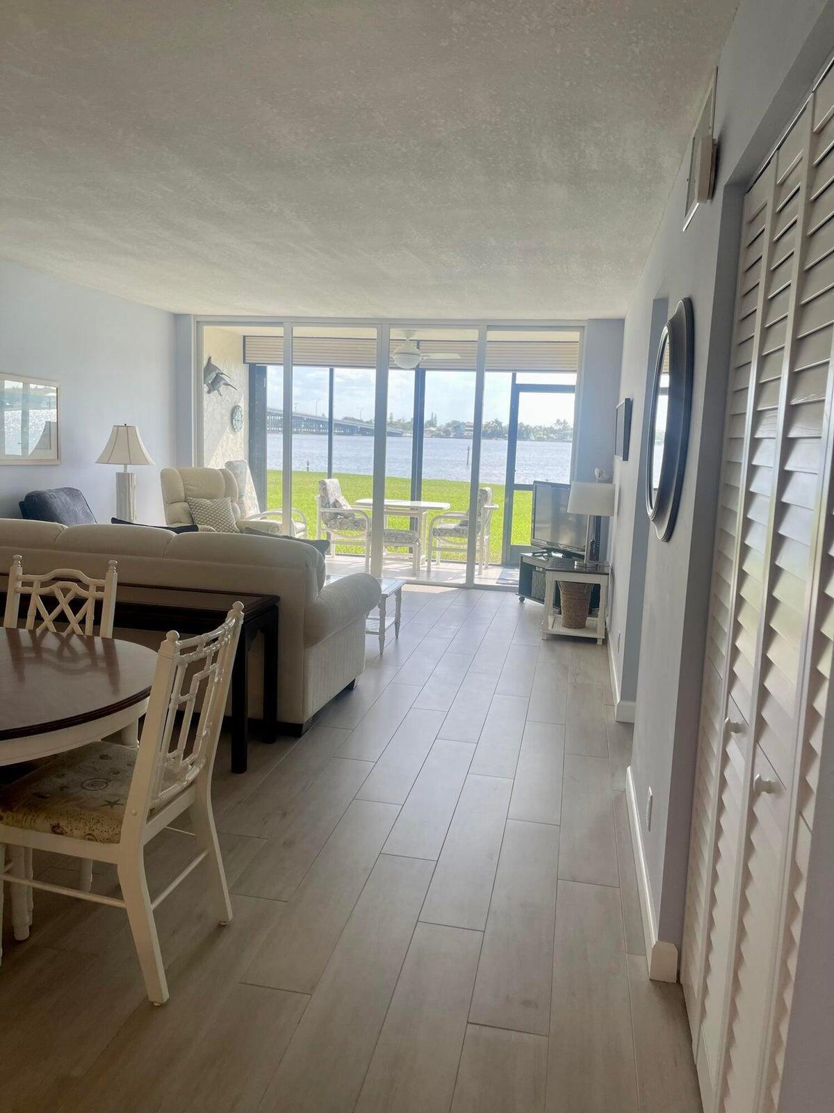1950 SW Palm City Road 13104, Stuart, FL 34994, Stuart