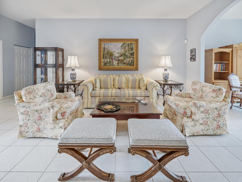8501 Golden Cypress Court, Lake Worth, FL 33467, Lake Worth - Photo 3