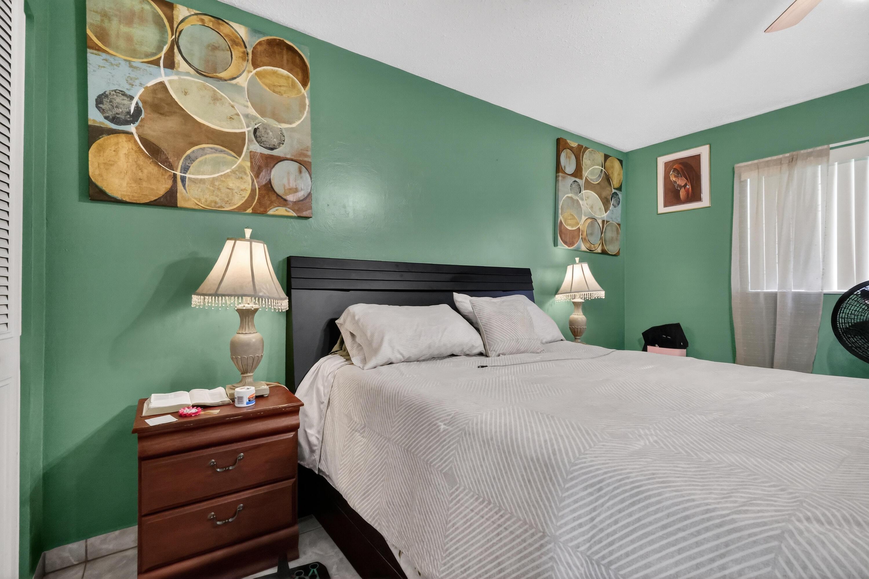 3990 NW 42nd Avenue Apt 304, Lauderdale Lakes, FL 33319, Lauderdale Lakes - Photo 3